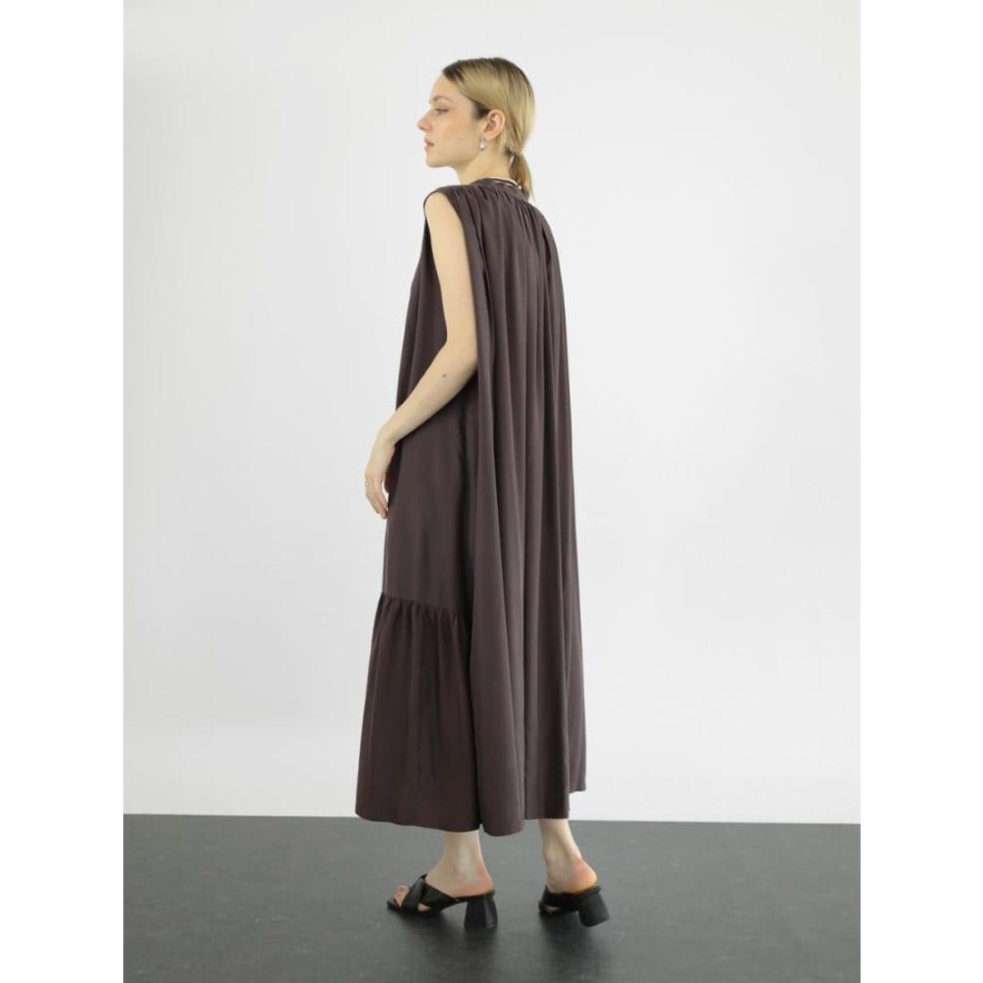 アーガ Aga 【接触冷感】キュプラツイルノースリーブワンピース