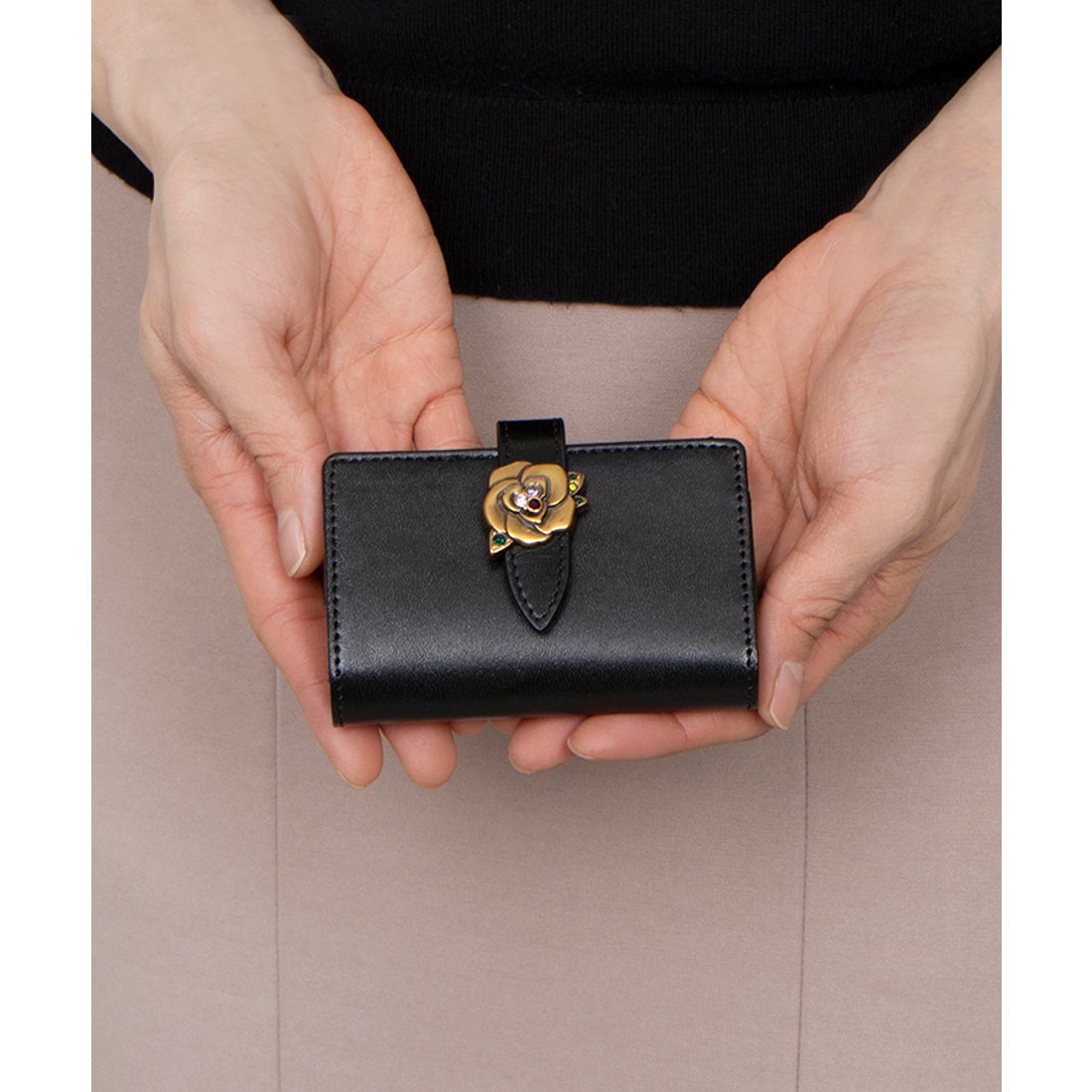 アナスイ ANNA SUI ブルボン キーケース （ワイン） -人気ブランドの