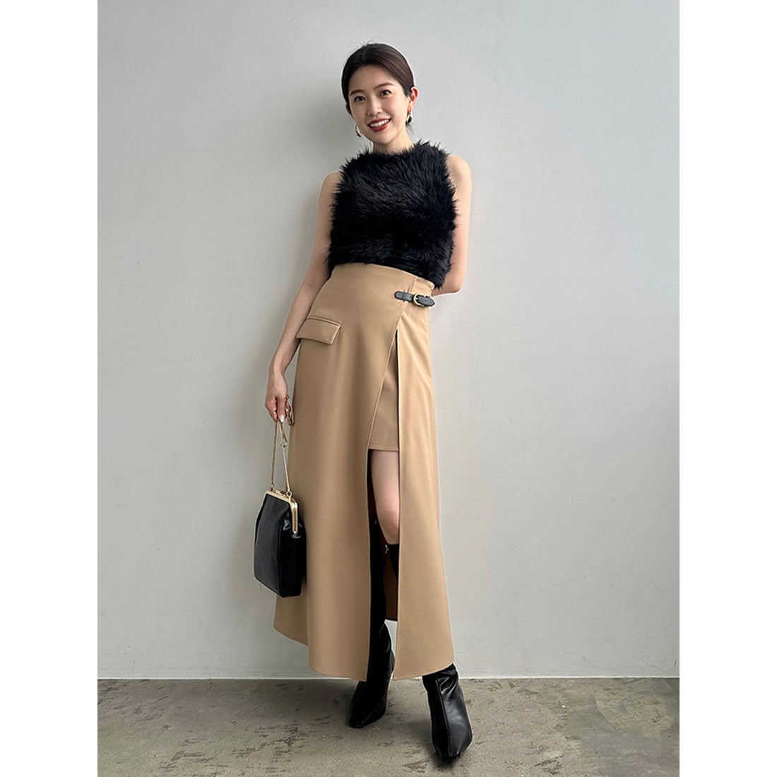 アニュアンス anuans ファーライクノースリーブニットトップス （BEIGE