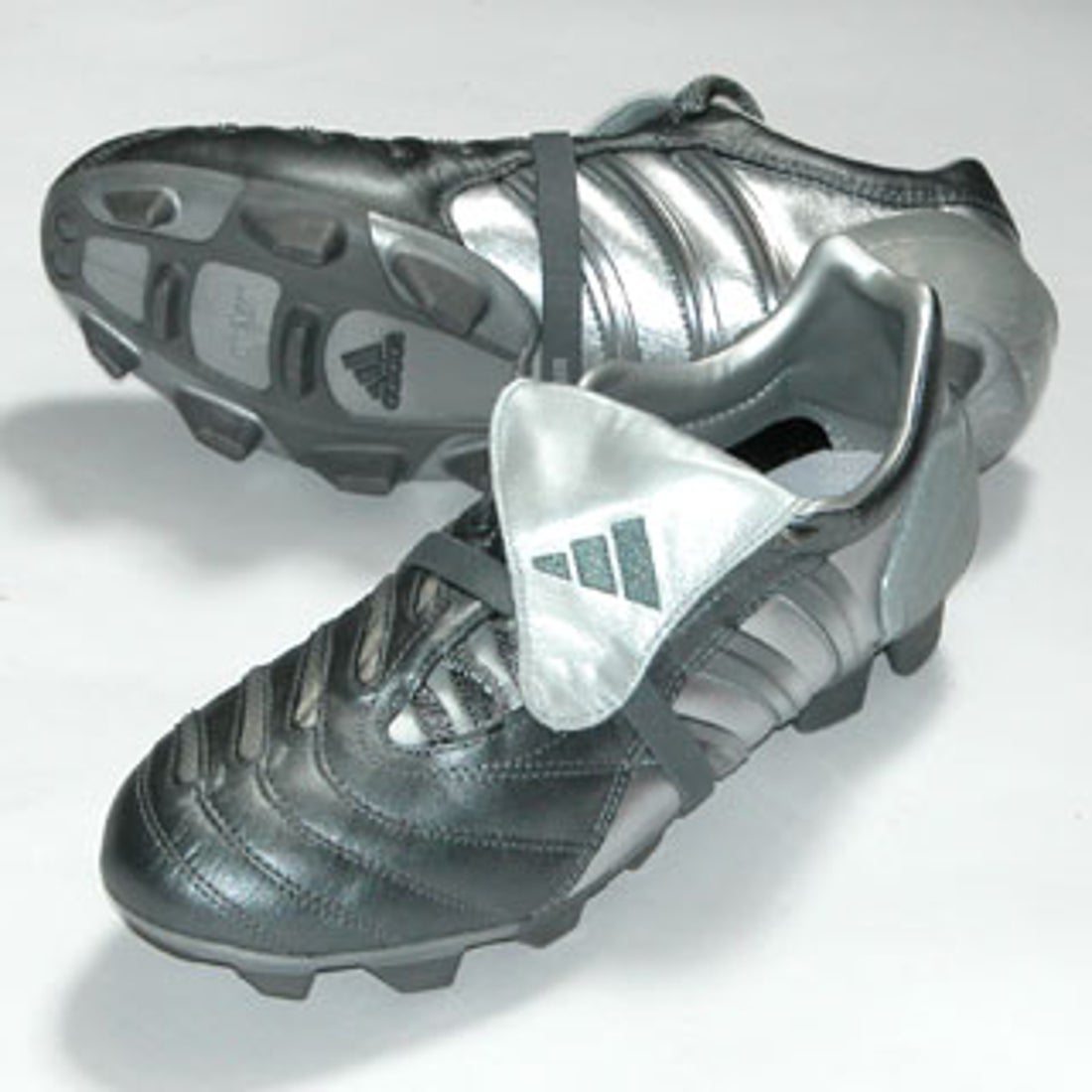 adidas アディダス プレデターパルス2 TRX FG(ダークシルバーメタル