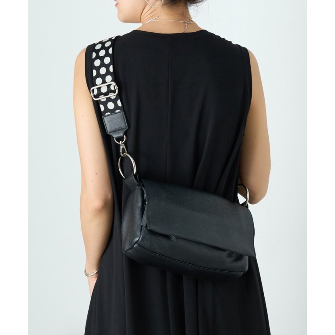 ビアズリー BEARDSLEY ボディバッグ （taupe） -ファッション通販