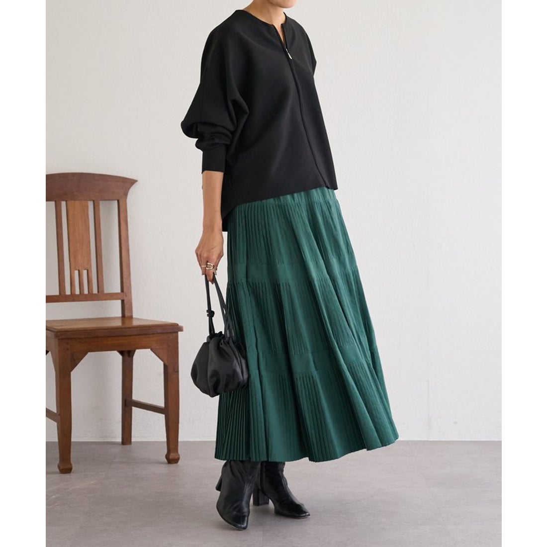 ビアズリー BEARDSLEY プリーツティアードスカート （black