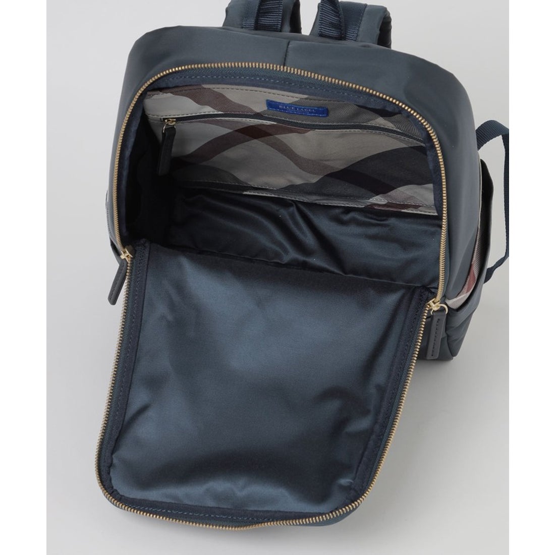 ブルーレーベルクレストブリッジ BLUE LABEL CRESTBRIDGE ナイロン