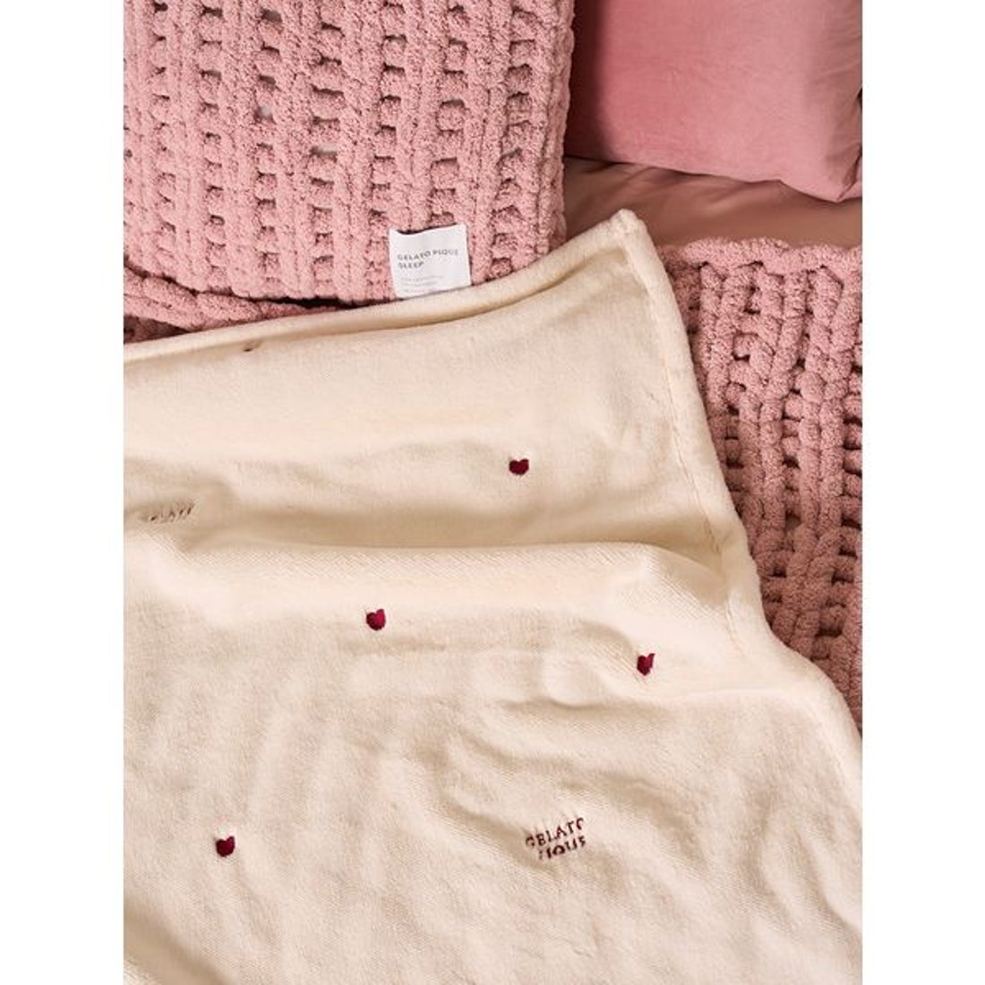 ジェラートピケ gelato pique 【Sleep】ハートロゴちび刺繍 毛布