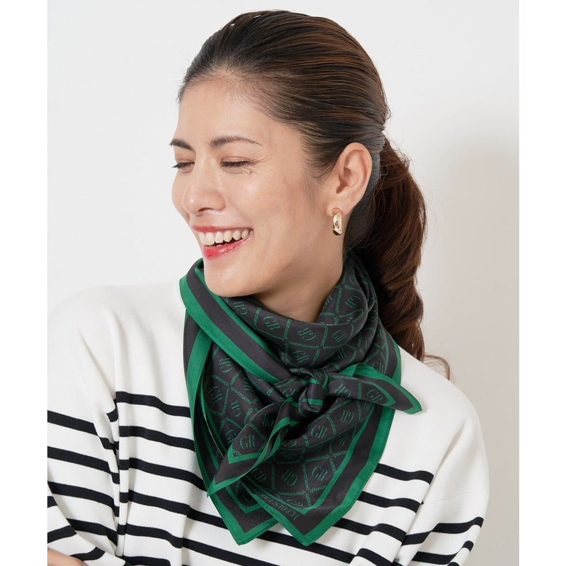 ジョルジュ・レッシュ GEORGES RECH GRモノグラムプリント大判シルク