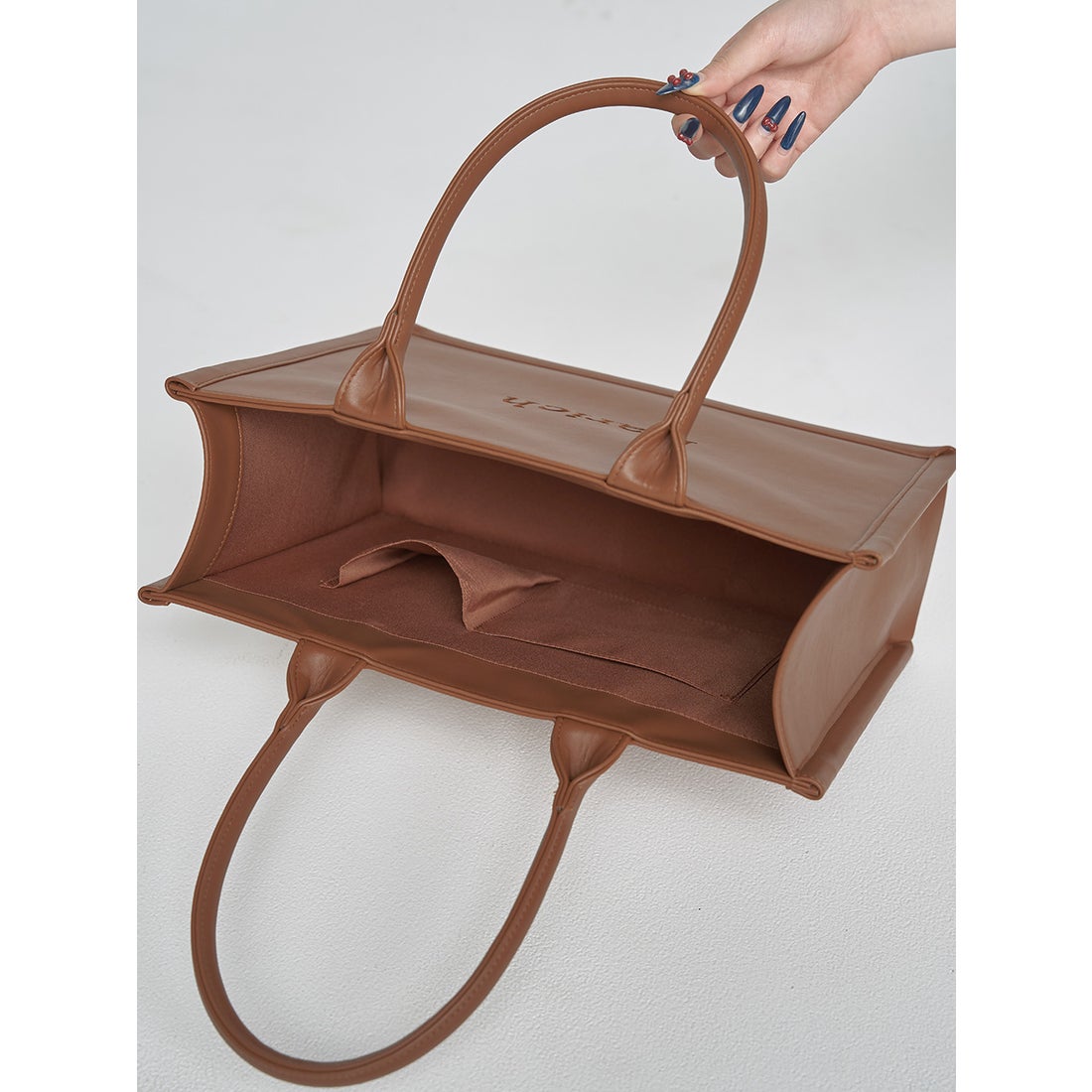 ダーリッチ Darich ロゴレザートートバッグ （ブラウン