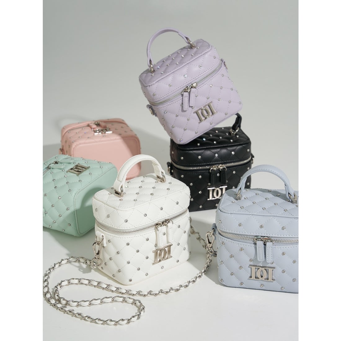 ダーリッチ Darich キルティングビジュースクエアミニバッグ