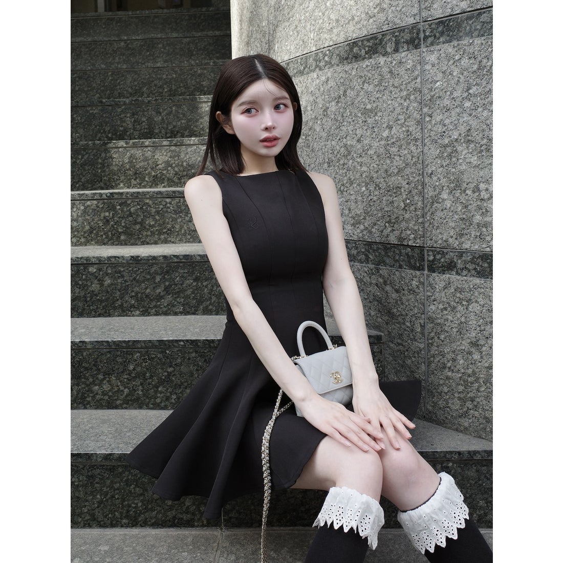 ダーリッチ Darich シルエットフレアミニワンピース （ブラック