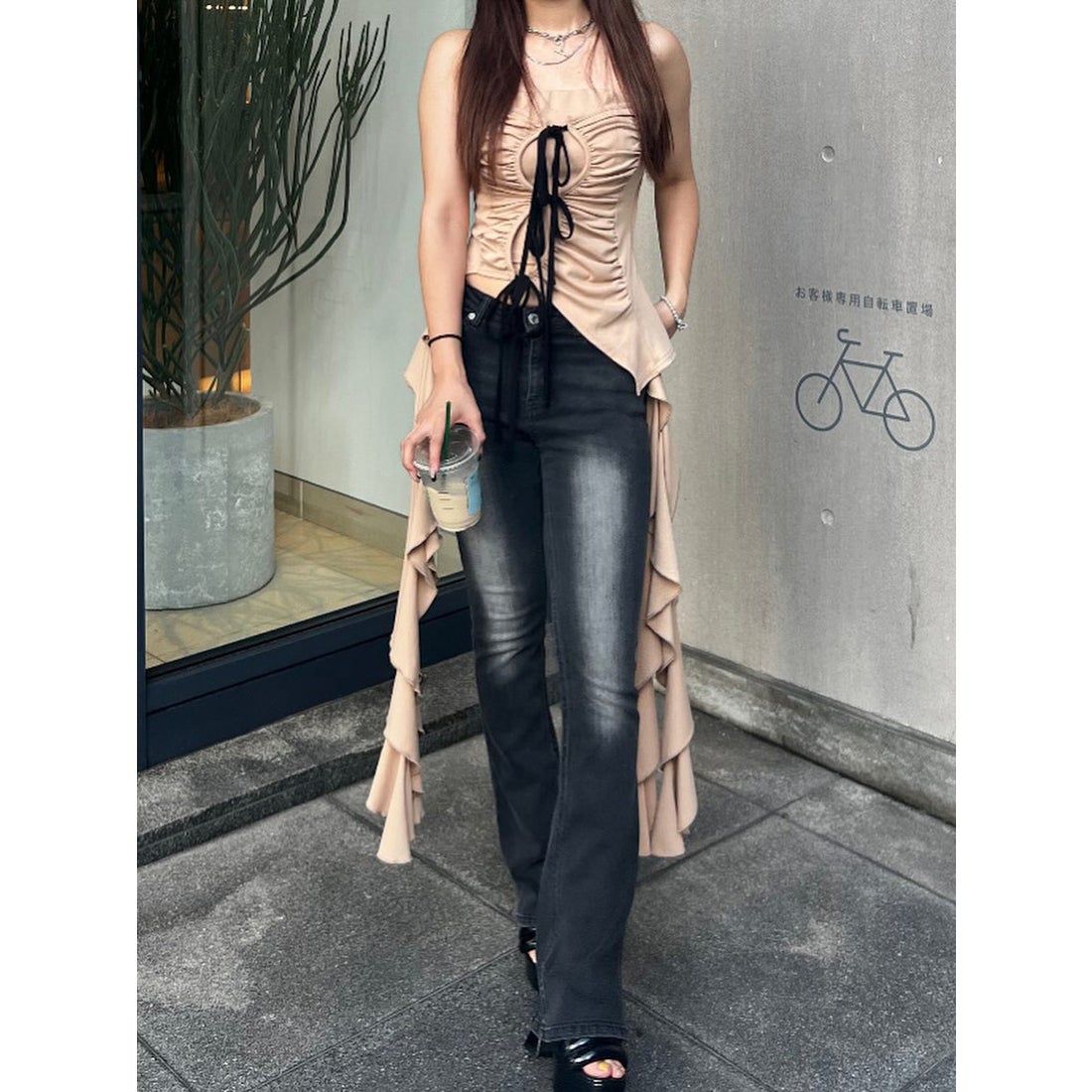 ダーリッチ Darich カスケードフリルベアトップ （ベージュ