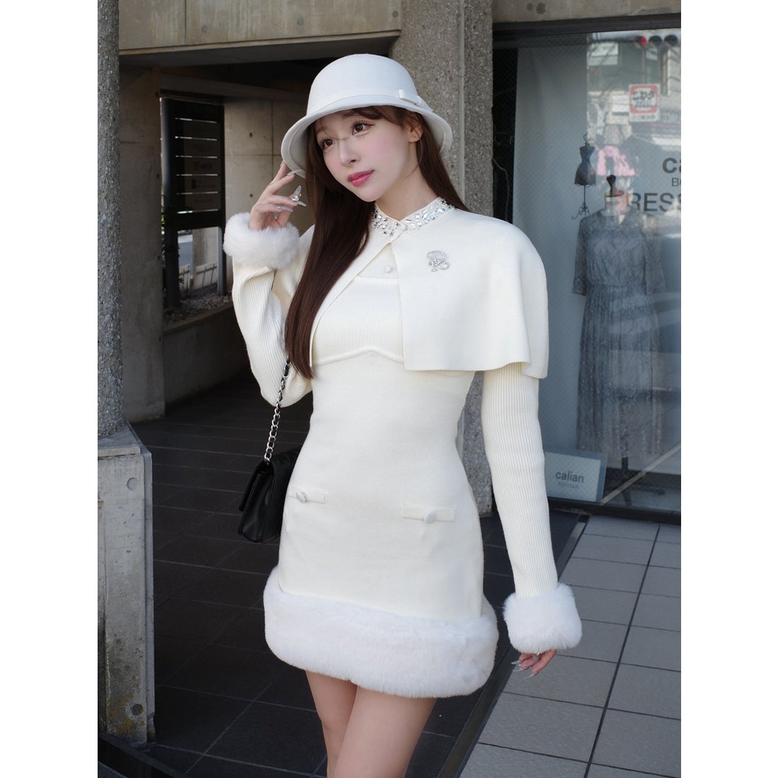 ダーリッチ Darich ビジューケープニットミニワンピース （アイボリー