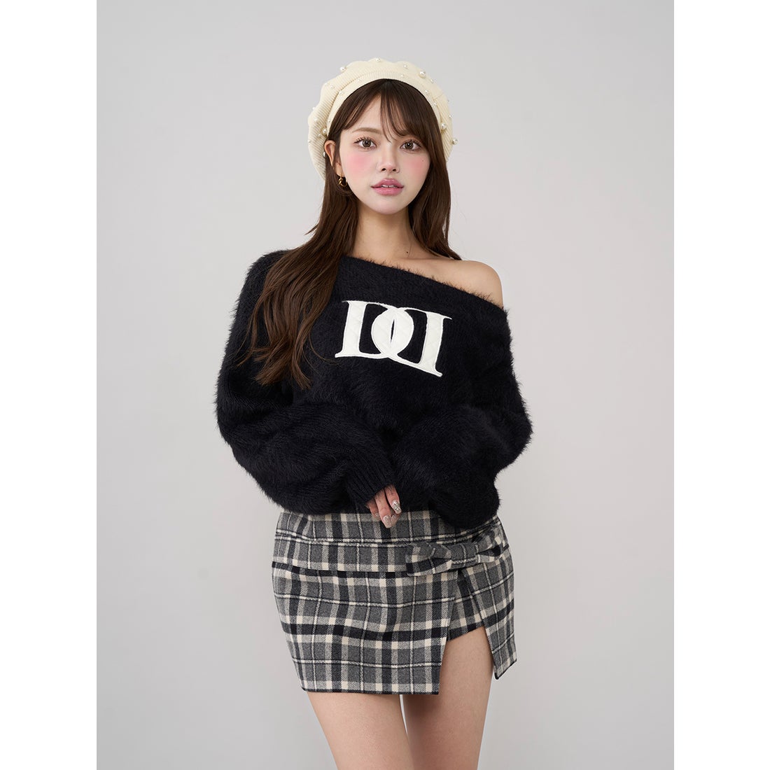 ダーリッチ Darich DDロゴワンショルニットトップス （ブラック