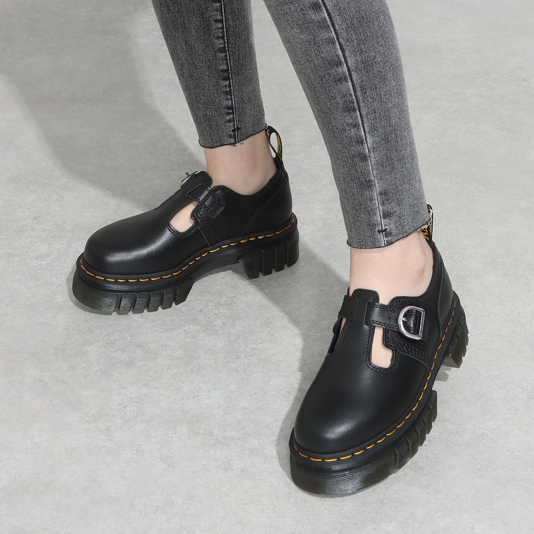 ドクターマーチン Dr.Martens レディース シューズ 厚底 QUAD NEOTERIC