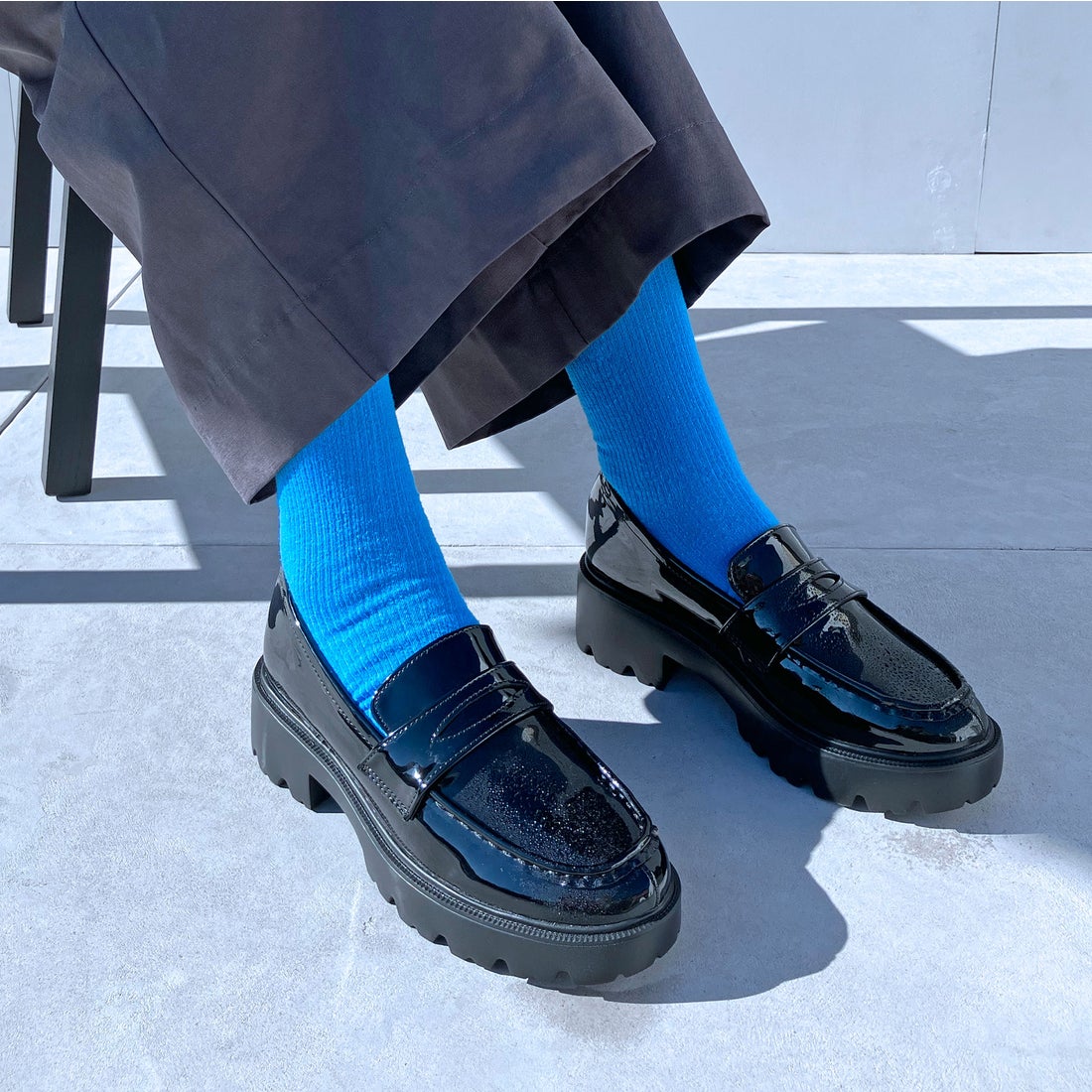 晴雨兼用プラットフォームペニーローファー （ブラックエナメル