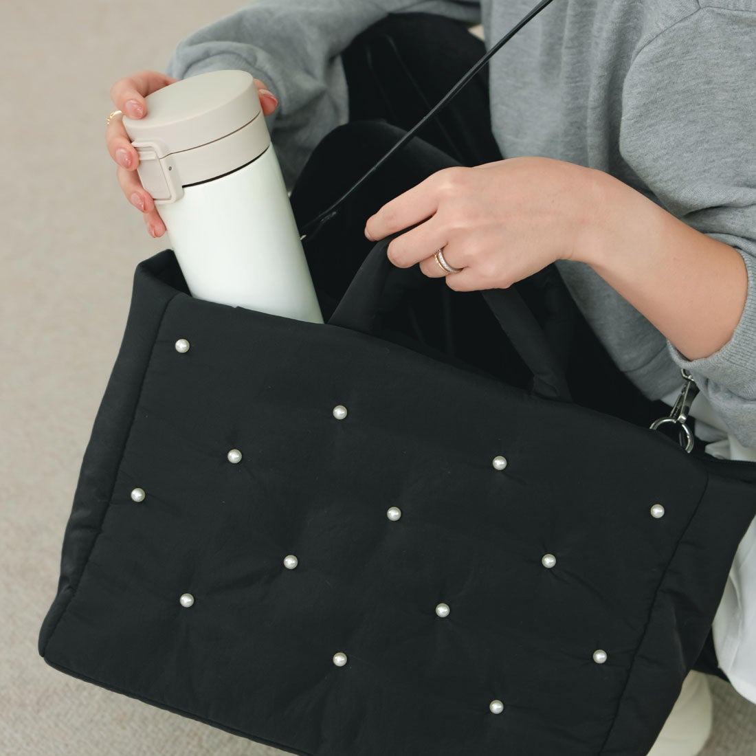 &EVOL/イーボル】【撥水・A4/PC対応】EVOL×shiho コラボパールバック