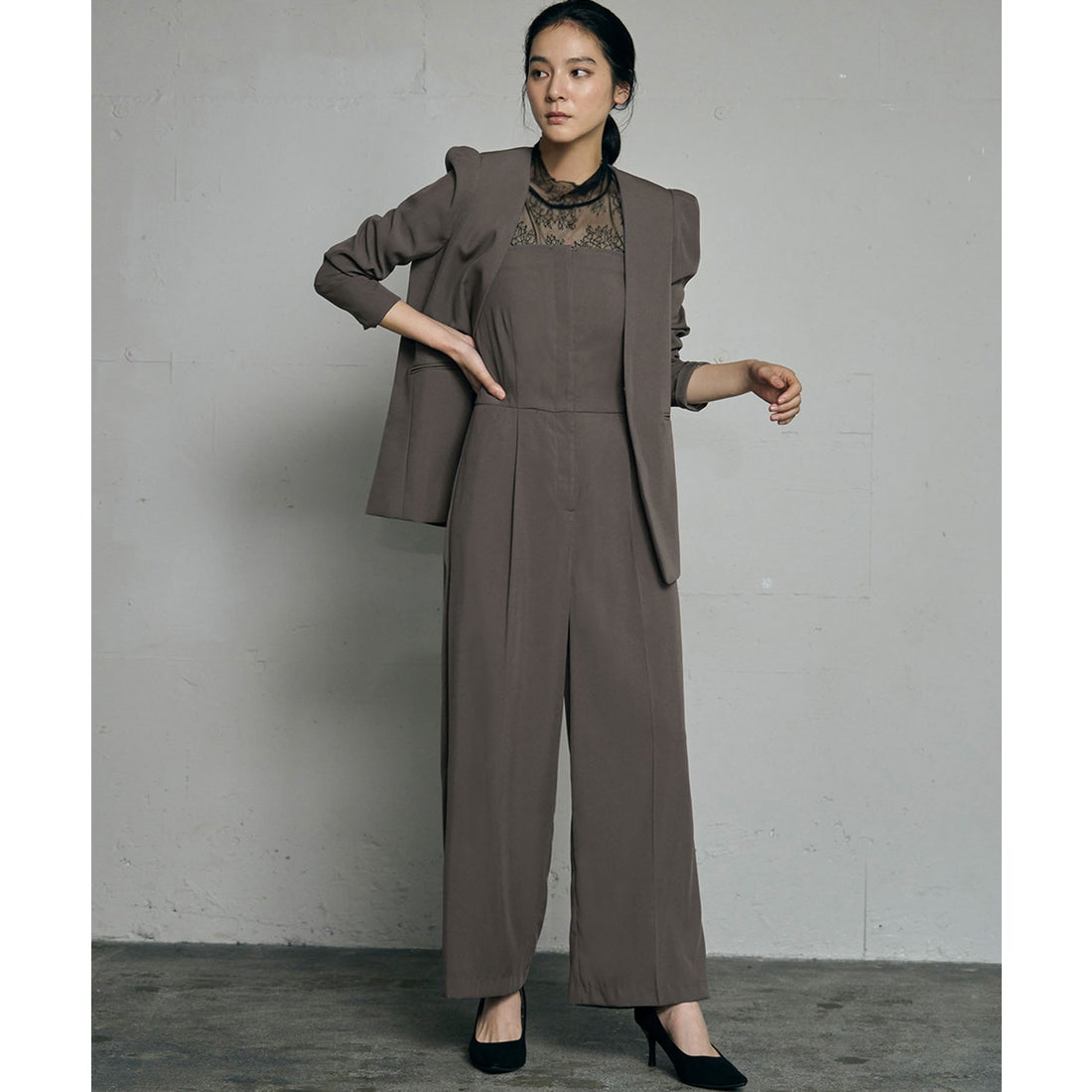 フロリア Flolia ノーカラージャケット・オールインワン セットアップ