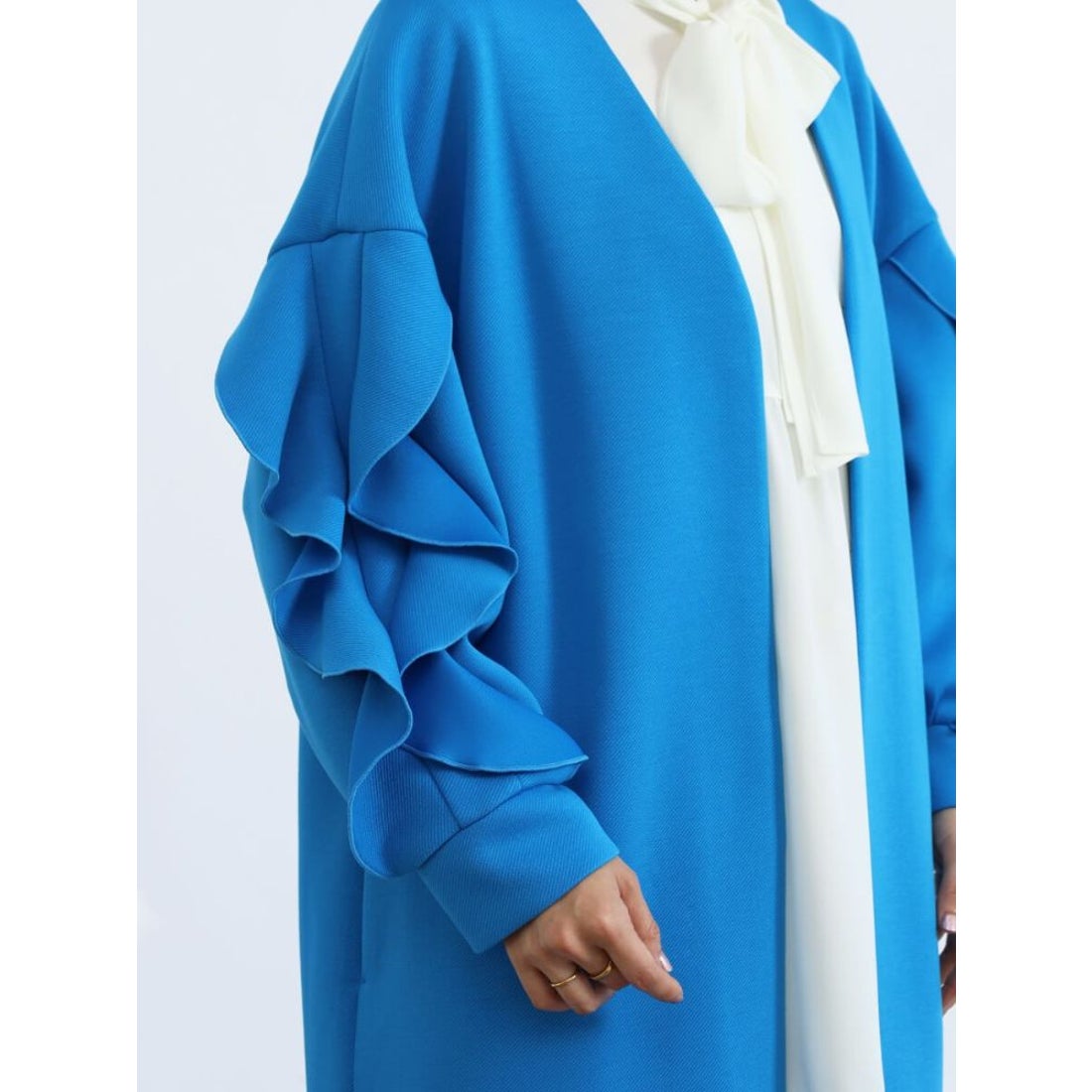 フェンネル FENNEL Vネックフリルスリーブコート （ブルー） -靴