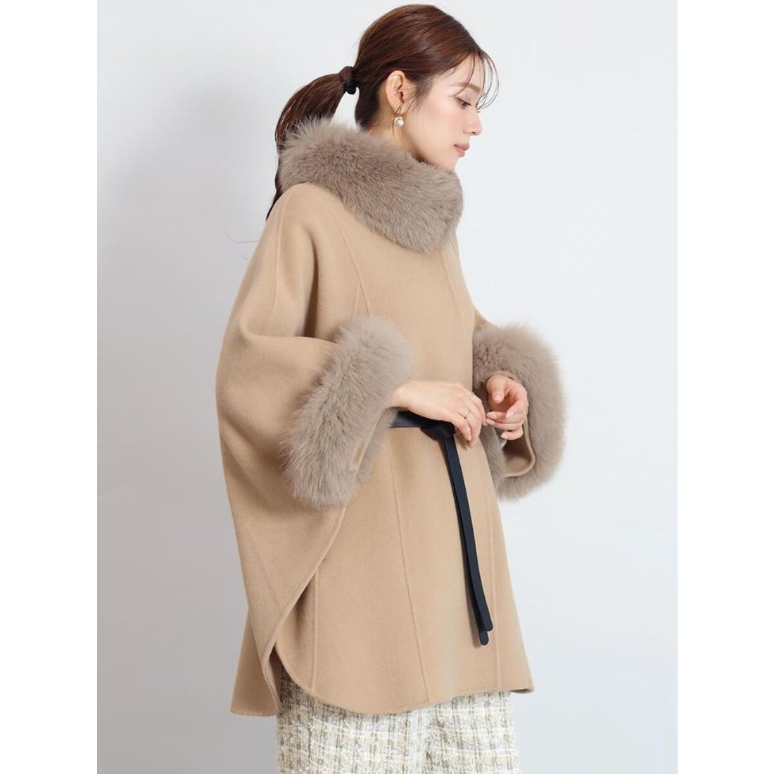 フェンネル FENNEL ベルテッドファーポンチョ （ブラック