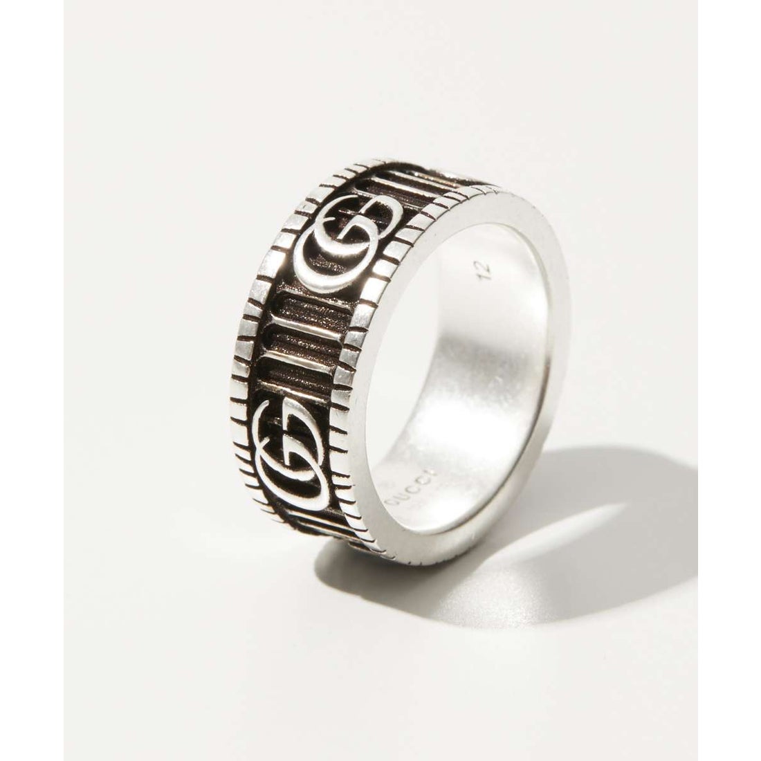 グッチ GUCCI 551899 J8400 リング GG MARMONT RING 8MM AGED SILVER