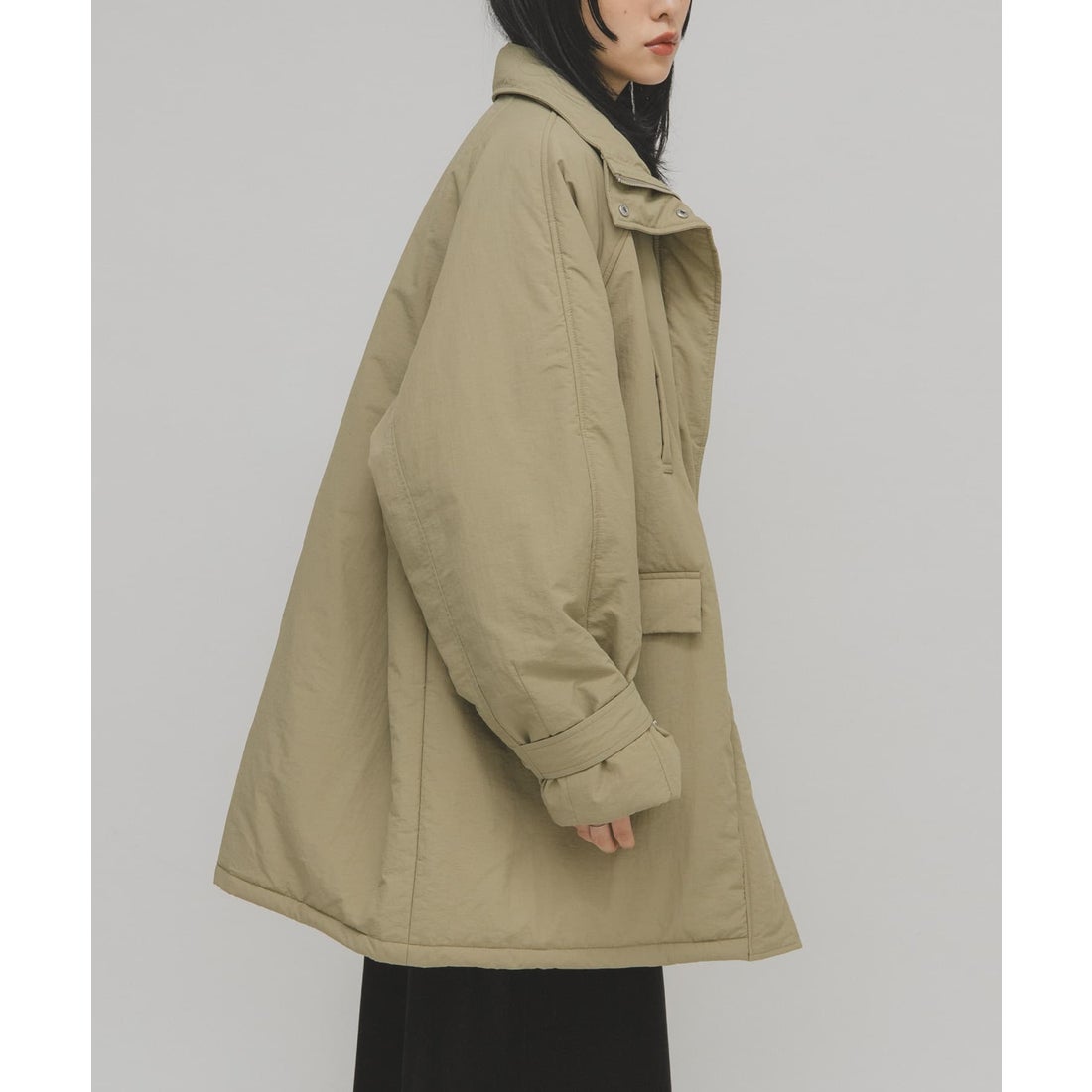 ケービーエフ KBF モンスターパテッドミドルコート （ブラック