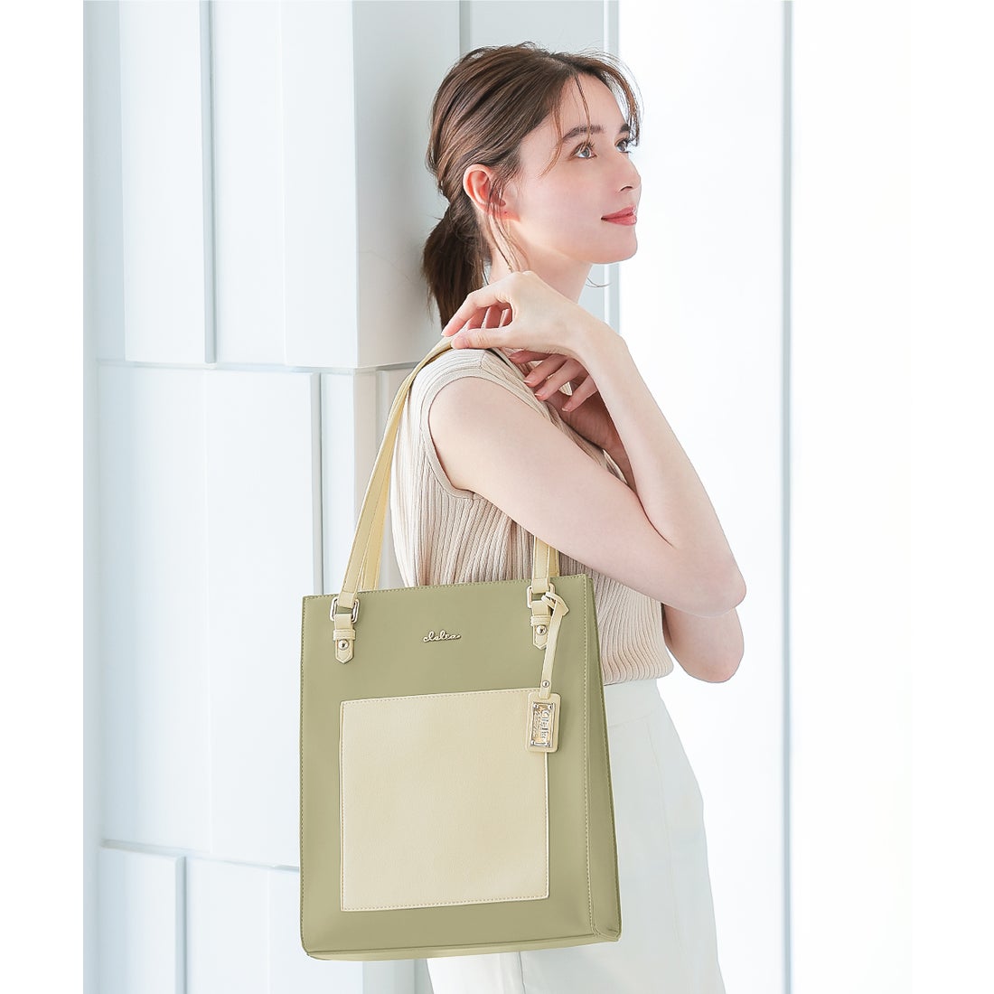 クレリア Clelia トートバッグ レディース 縦型 縦 シンプル バイ