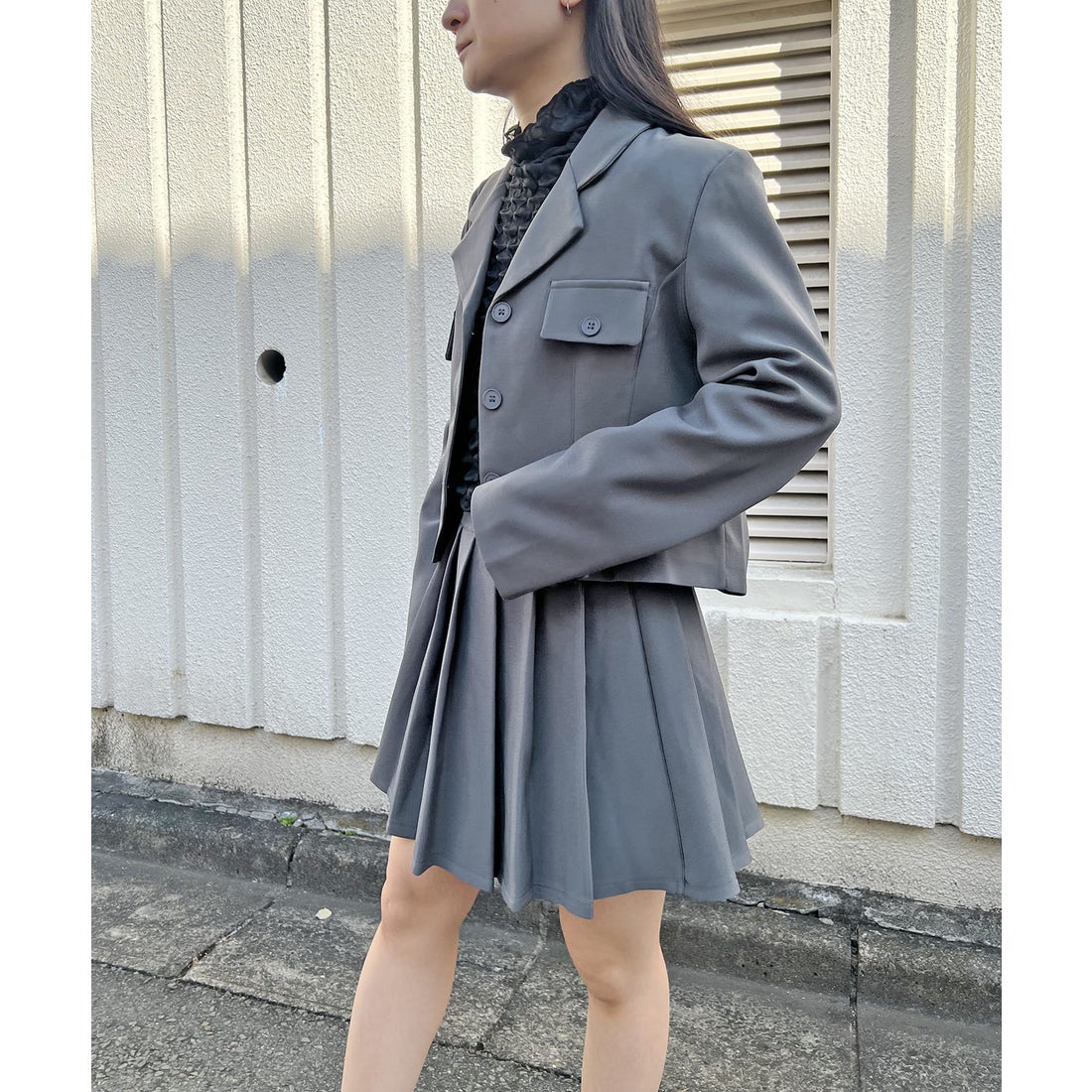 ジュエローブ Jewelobe コンパクトジャケット×プリーツミニスカート