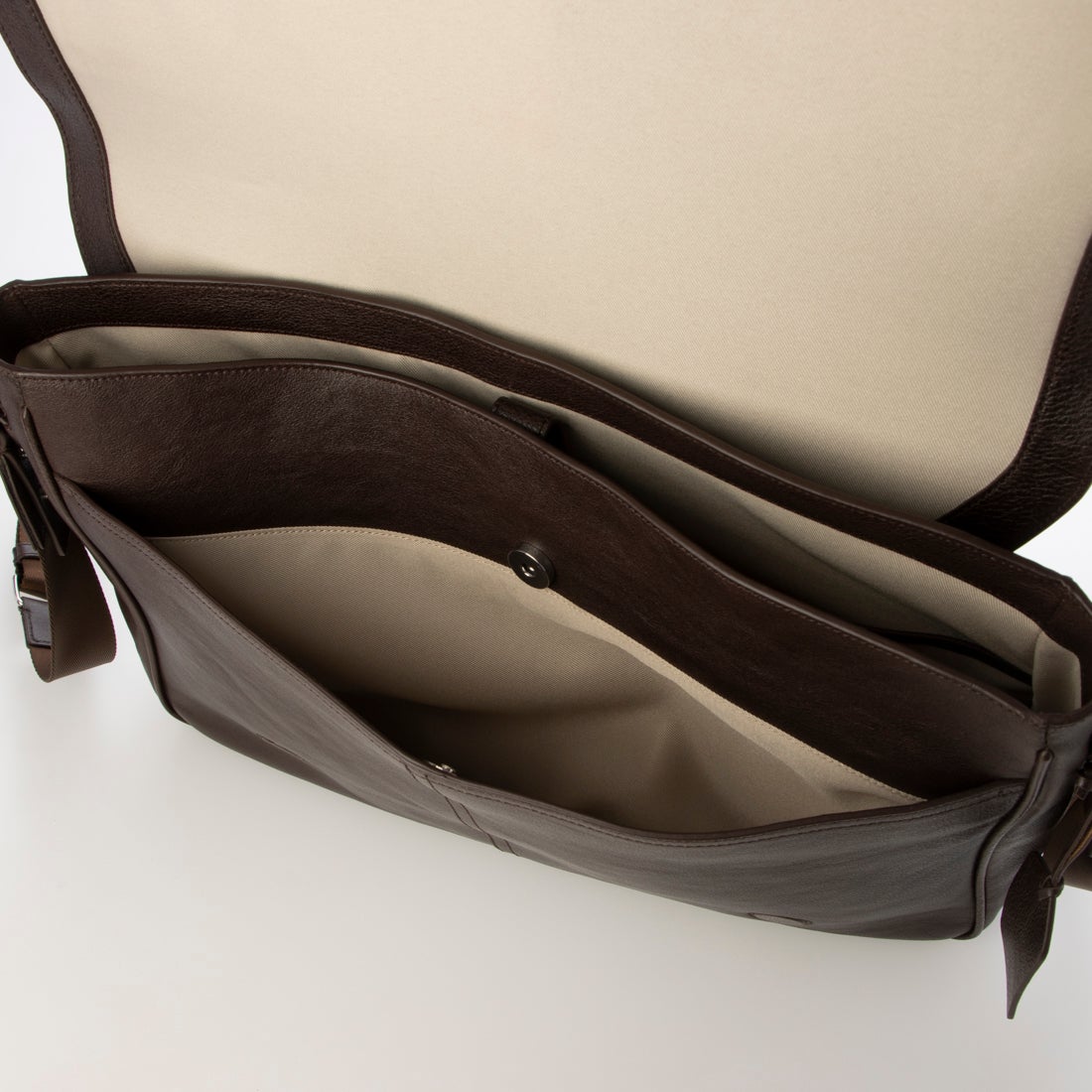 レザーラボラトリー Leather Laboratory 本革ショルダーバッグ