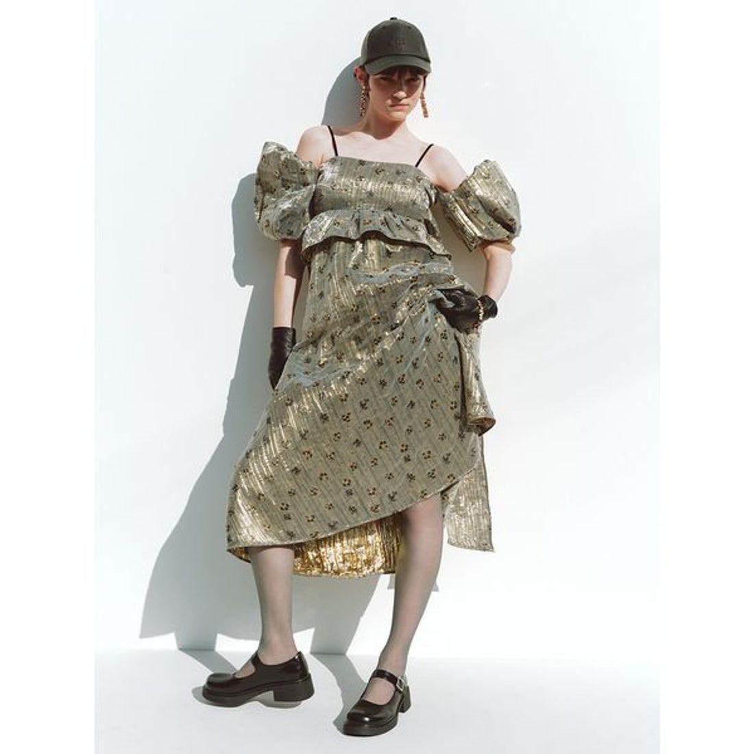 リリーブラウン LILY BROWN 2WAYペプラムジャガードワンピース （GLD