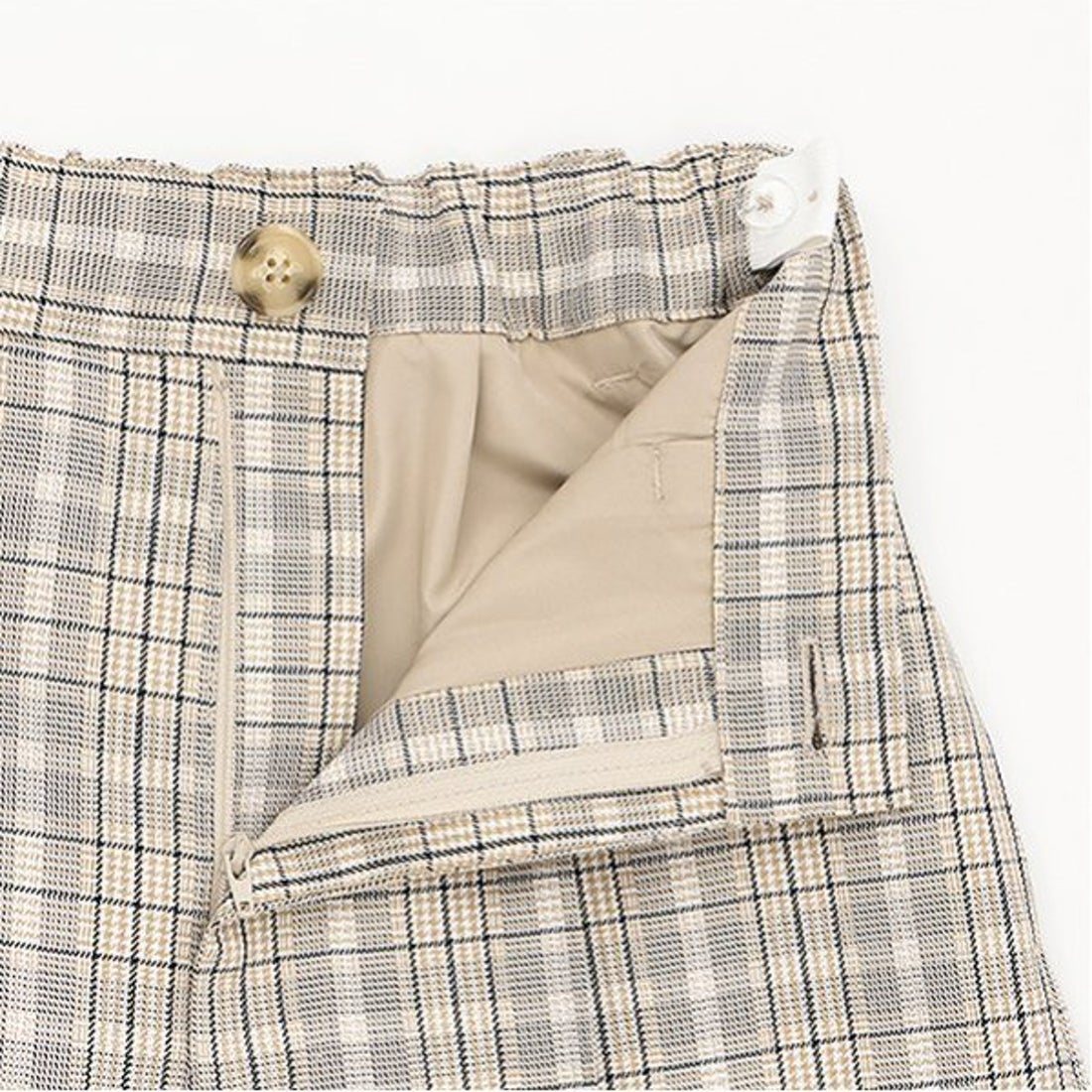 ラブトキシック Lovetoxic エンブレム付ジャケットショートパンツ