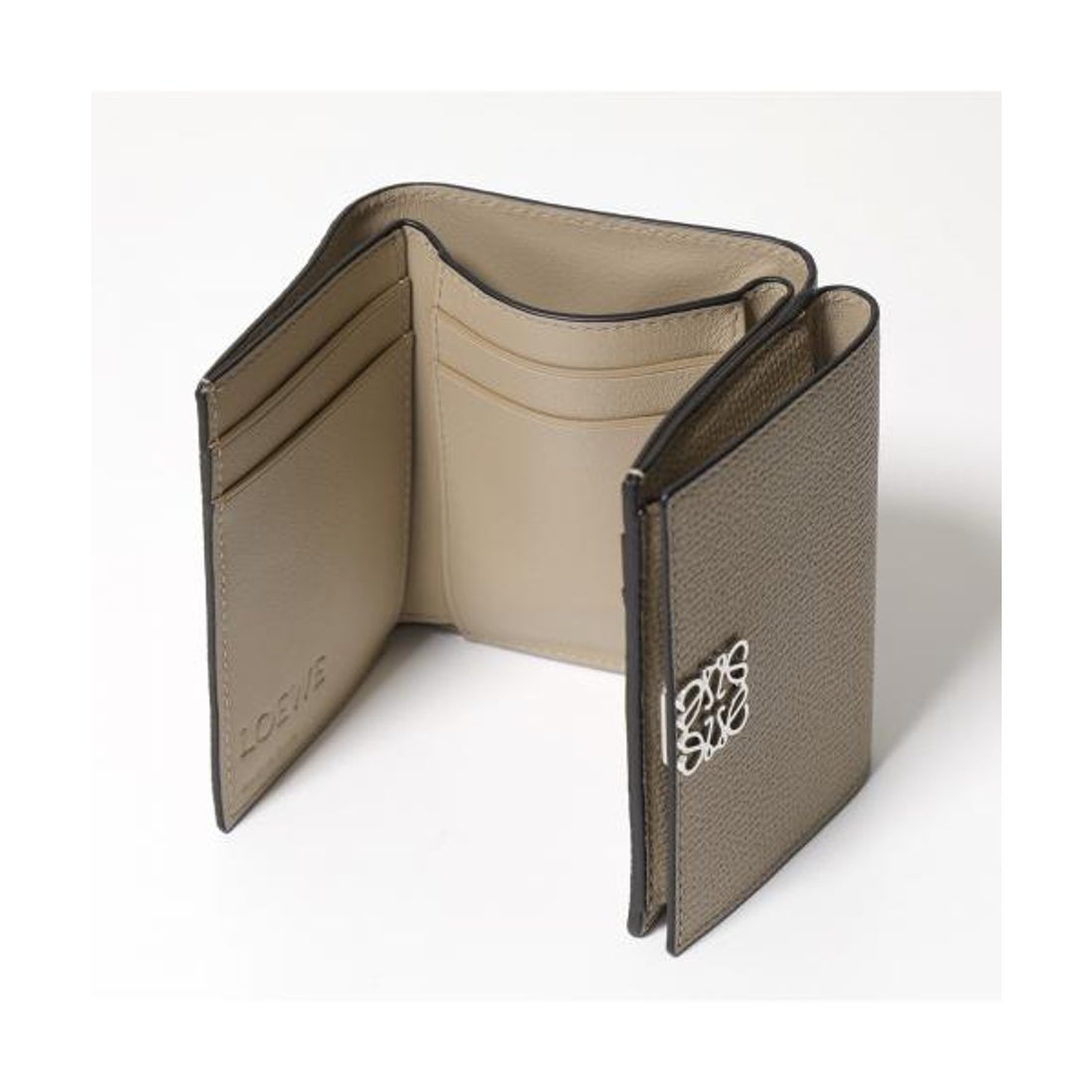 ロエベ LOEWE LOEWE 三つ折り財布 ANAGRAM TRIFOLD 6 C821TR2X （1100