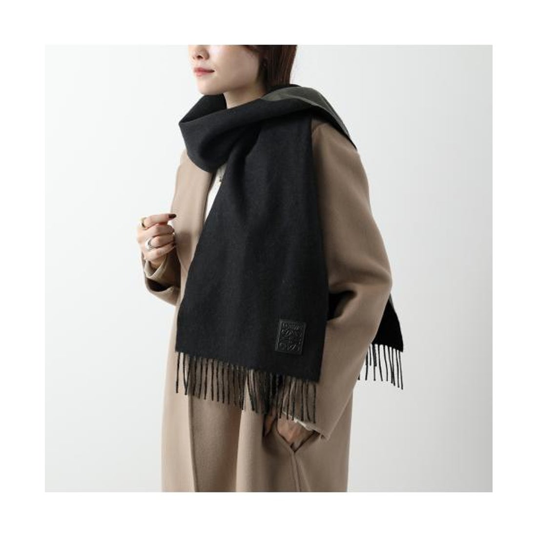 ロエベ LOEWE LOEWE マフラー F811251X06 アナグラム ロゴ フリンジ