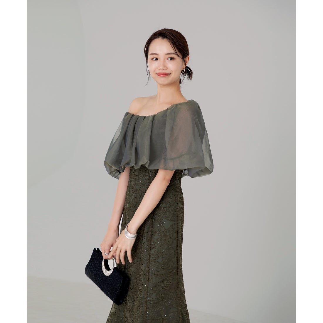 レジャ Leja 2WAYオフショルダーパフスリーブバリエマーメイド