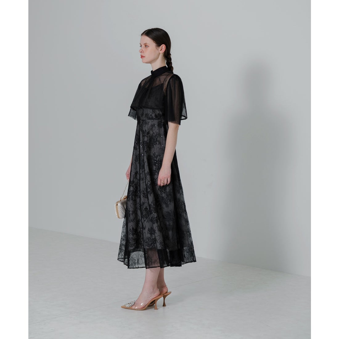 レジャ Leja ケープスパンコール刺繍花柄総レースチュールボレロ付き