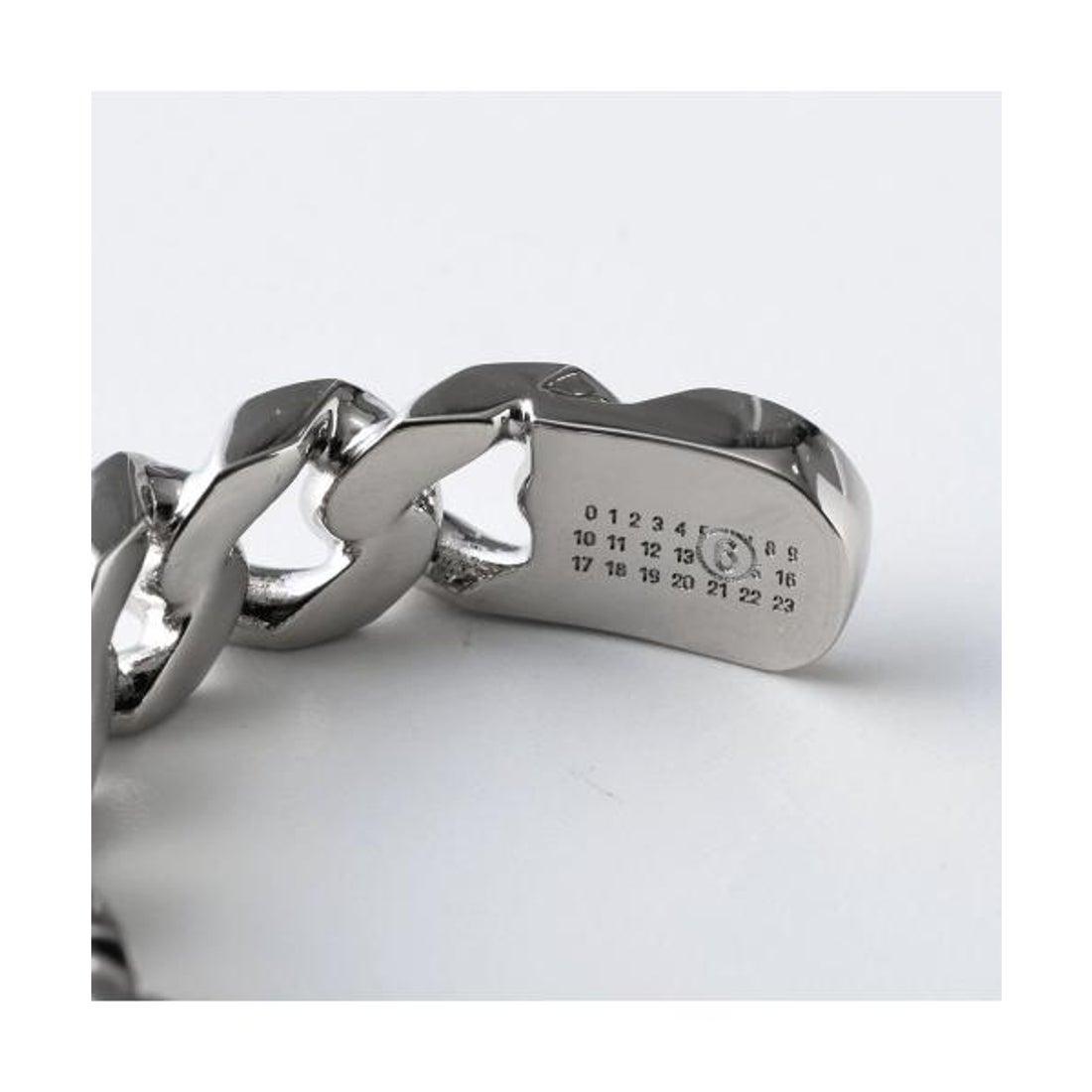 エムエムシックス メゾン マルジェラ MM6 Maison Margiela MM6