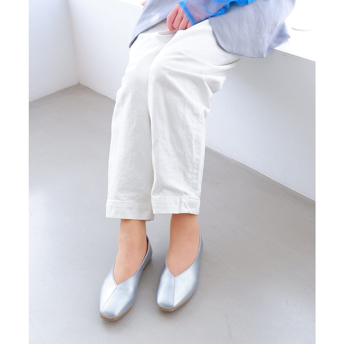 本革】 フラットシューズ 7112 （シルバー） -モードカオリ MODE KAORI