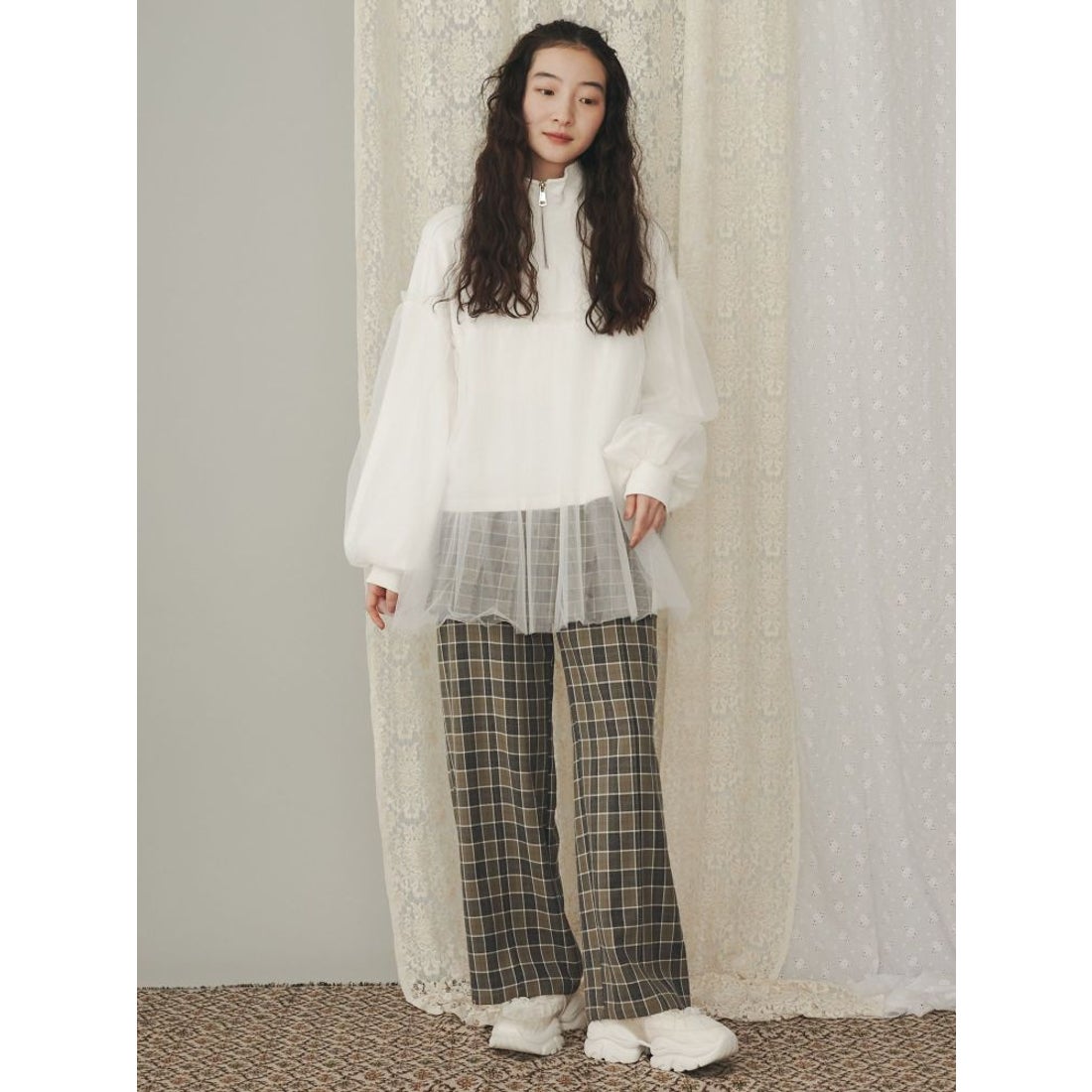 メリージェニー merry jenny チュールハーフZIPスウェット （オフ