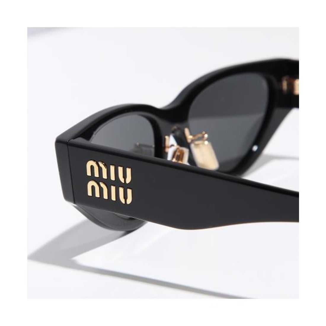 ミュウミュウ Miu Miu MIUMIU サングラス 0MU 03ZS オーバル