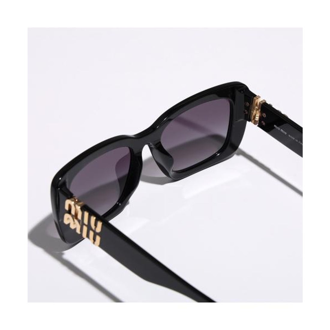 ミュウミュウ Miu Miu MIUMIU サングラス SMU 07Y キャットアイ型