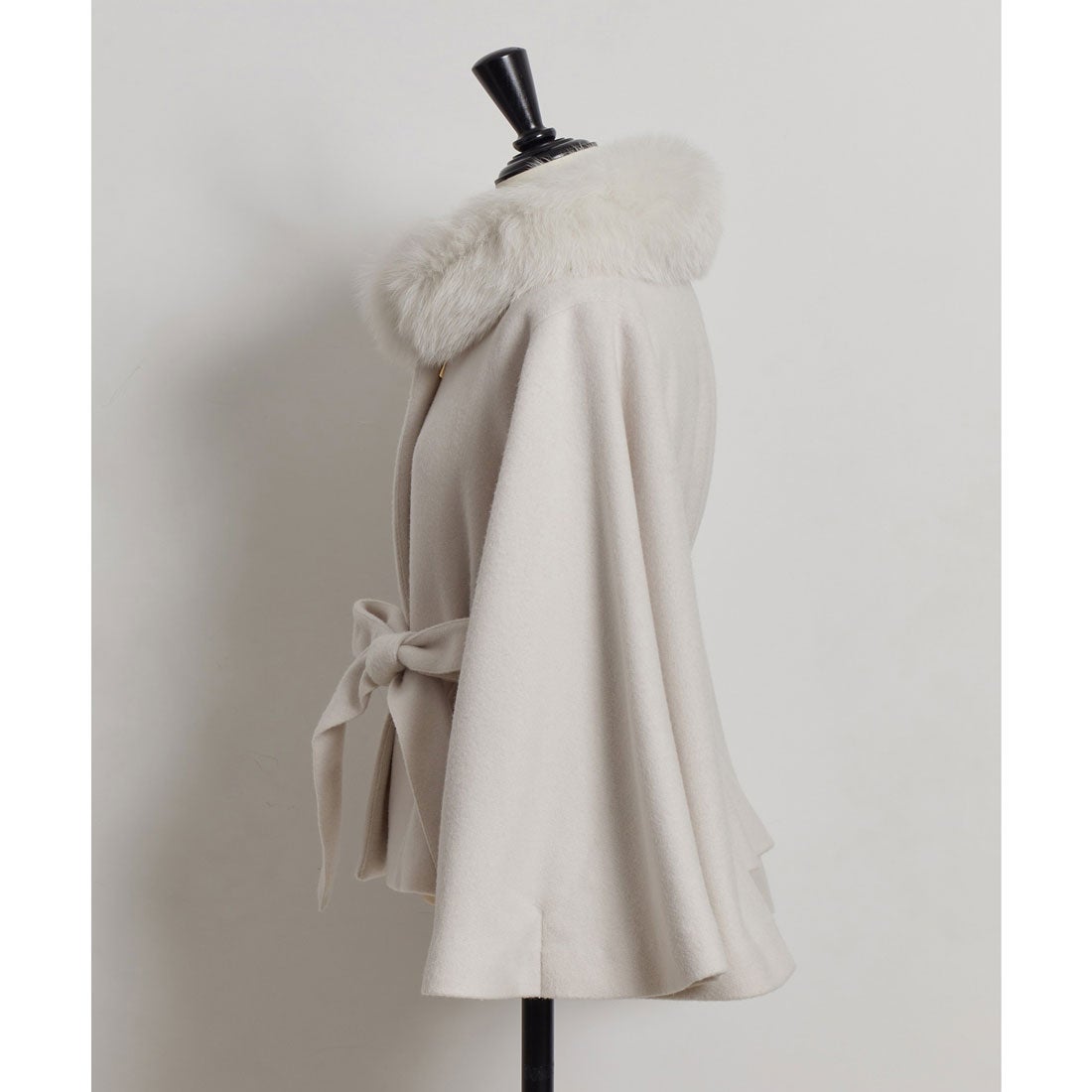 ノエラ NOELA 衿ファー付ポンチョコート （モカ） -ファッション通販