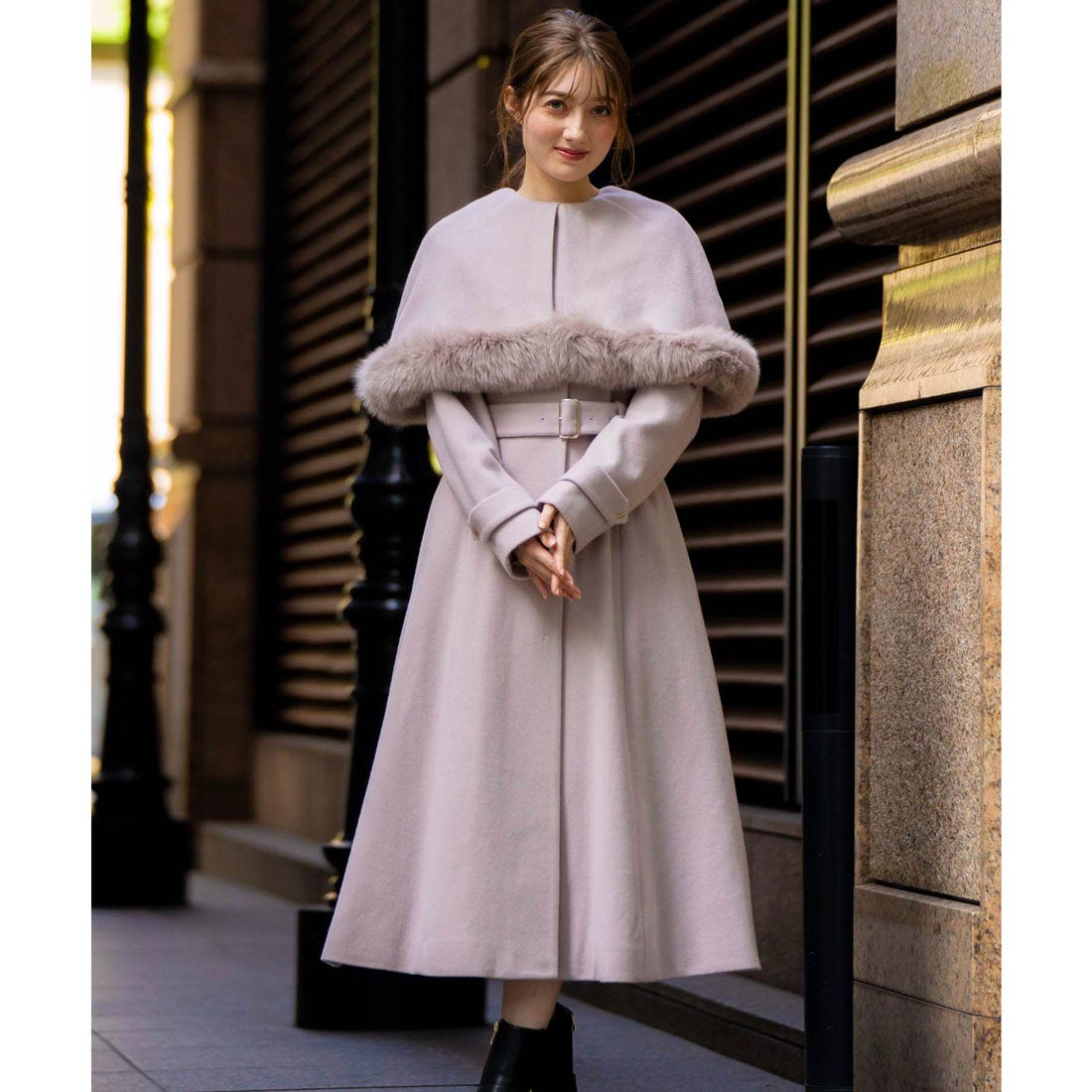 ノエラ NOELA ファートリム2WAYロングコート （ピンク） -靴