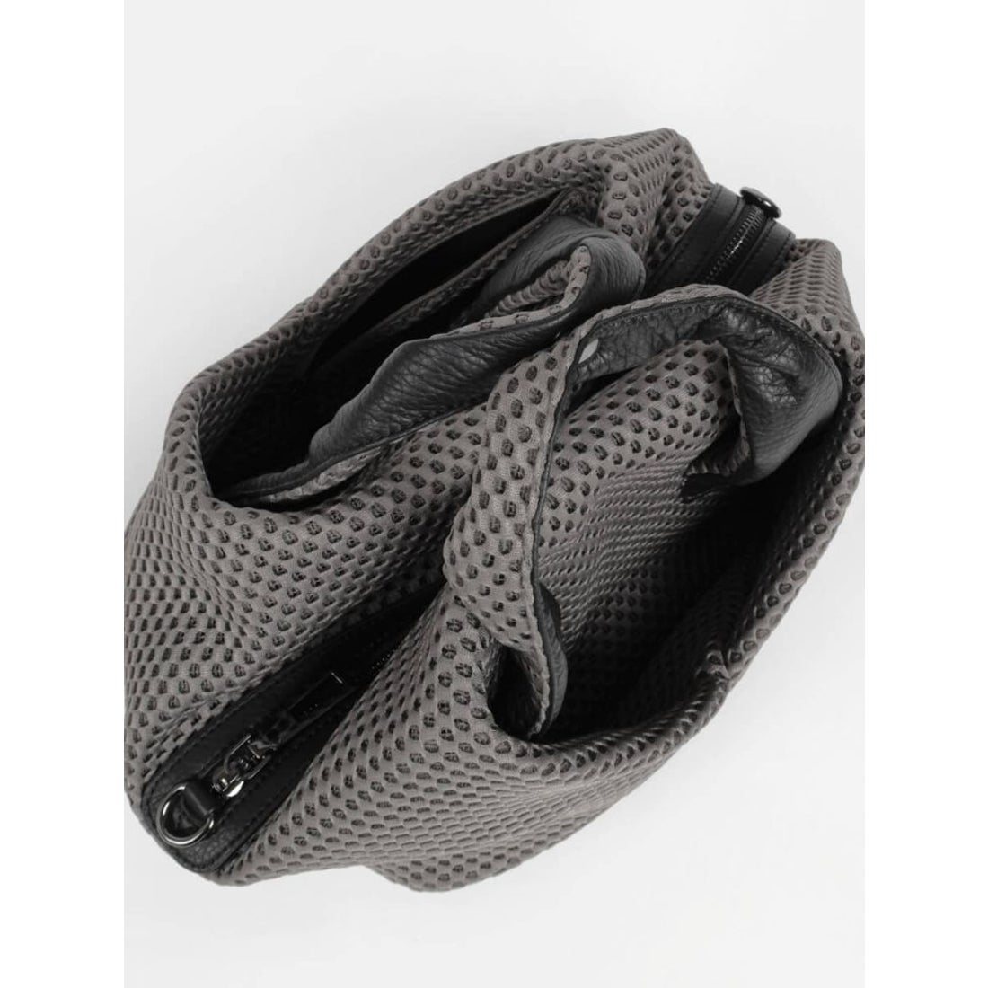 ヌエール nouer 2wayメッシュハンドバッグ （ブラック