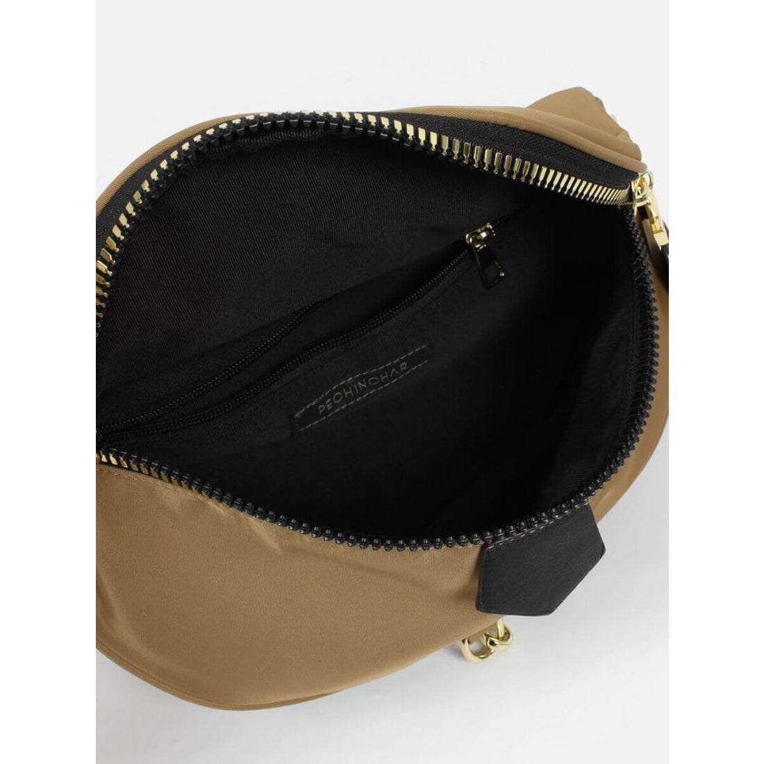 ヌエール nouer メタルファスナーショルダーバッグ （ブラック