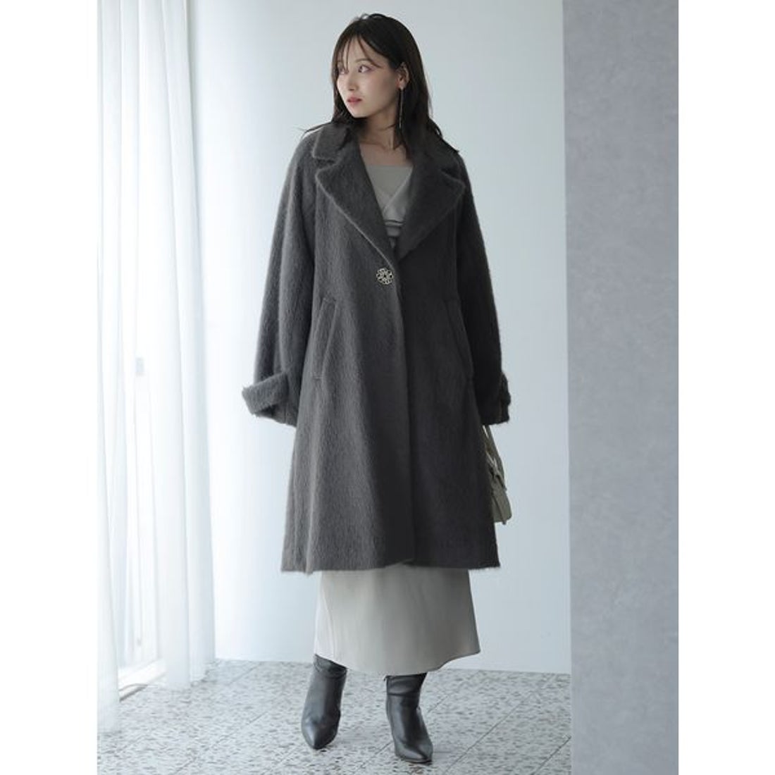 スナイデル SNIDEL ブローチ付きシャギーロングコート （CGRY