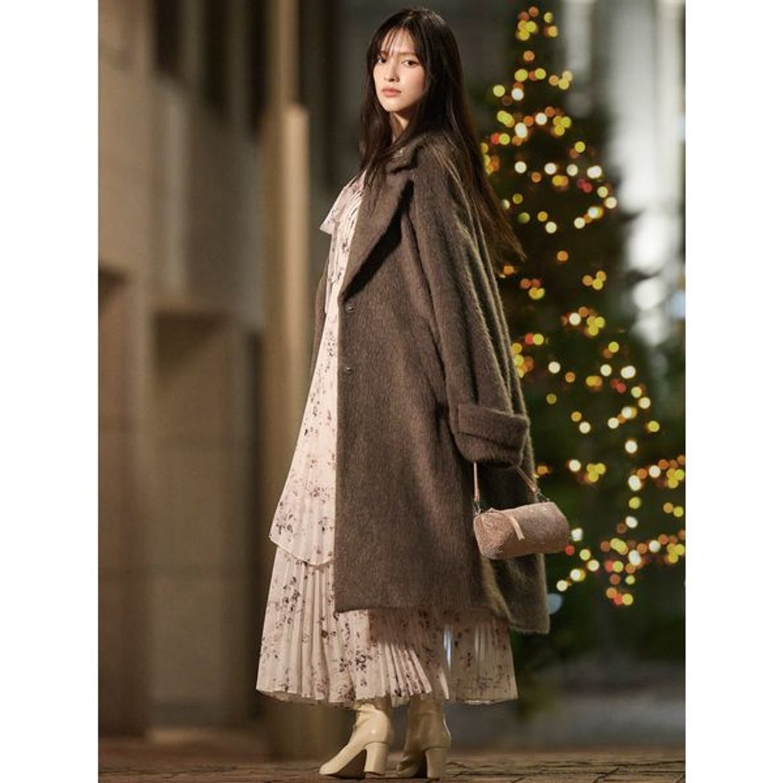 スナイデル SNIDEL ブローチ付きシャギーロングコート （LBEG