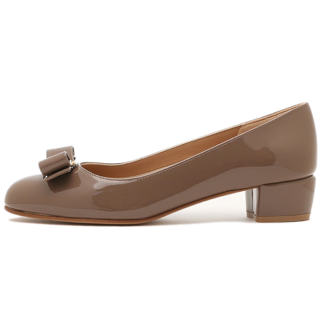 サルバトーレフェラガモ Salvatore Ferragamo パンプス ヴァラ