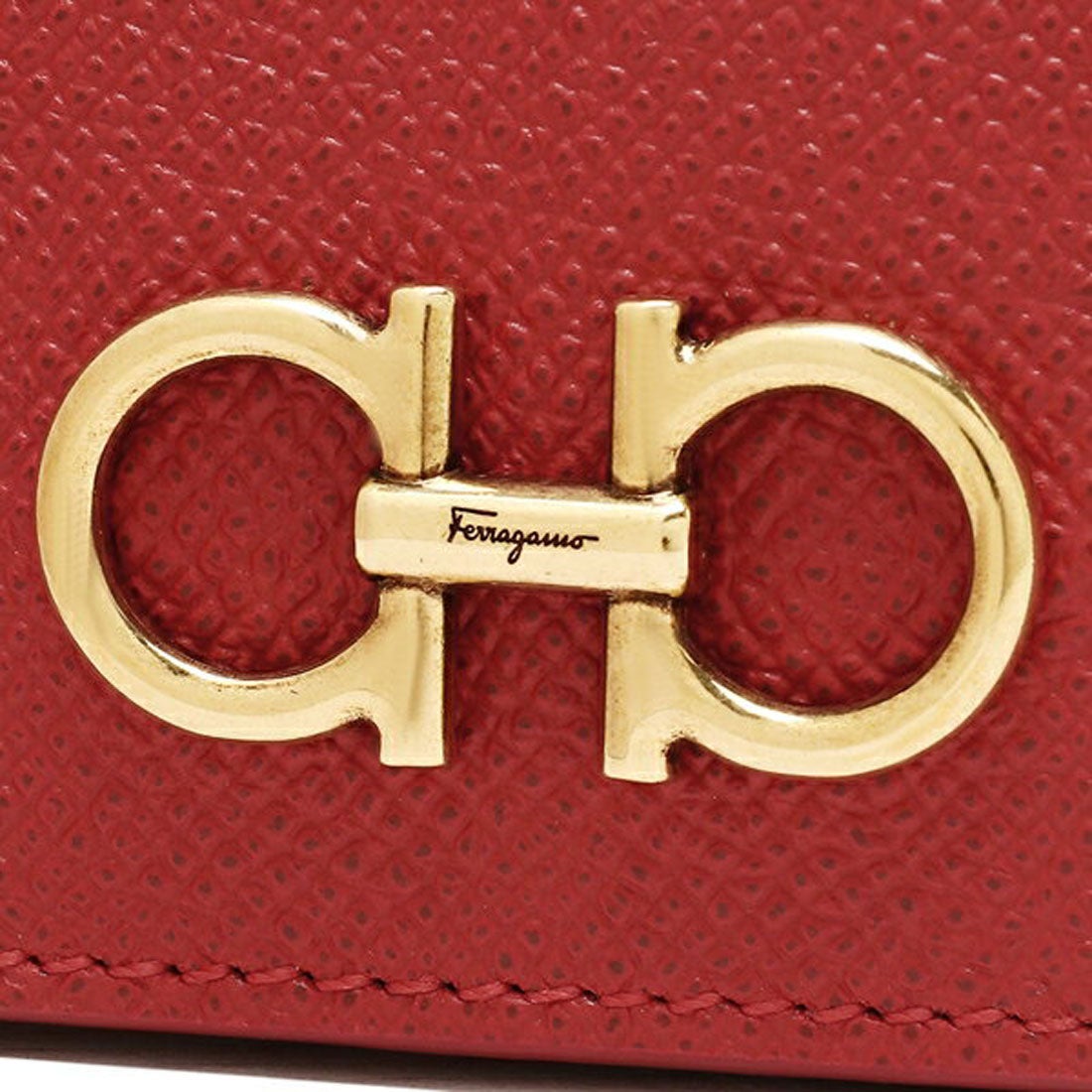 Salvatore Ferragamo フェラガモ FERRAGAMO 長財布 ガンチーニ レッド