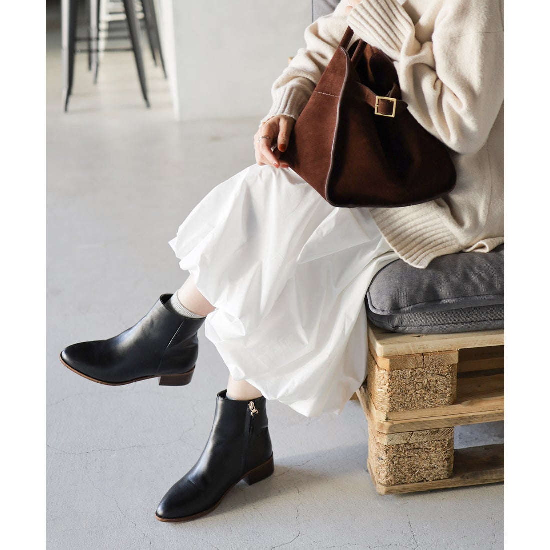 セスト SESTO 内側ファーのウッドヒールショートブーツ （ブラック