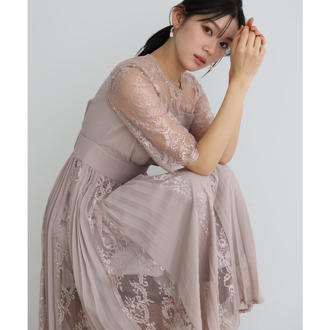 プールヴー PourVous 結婚式パーティードレスミモレ丈と七分袖ビスチェ