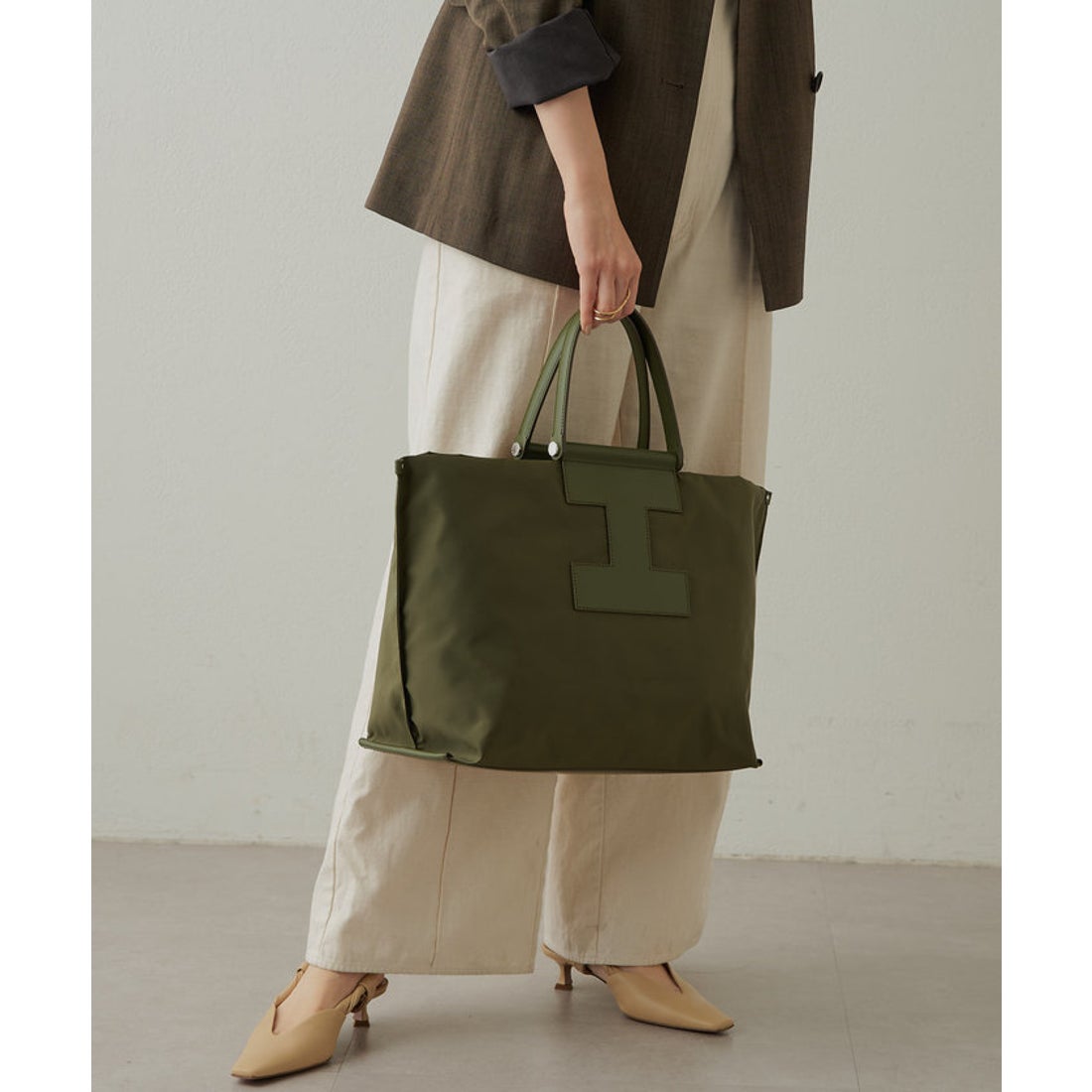 イアクッチ IACUCCI ソルベット L NYLON/RUGA （black） -ファッション