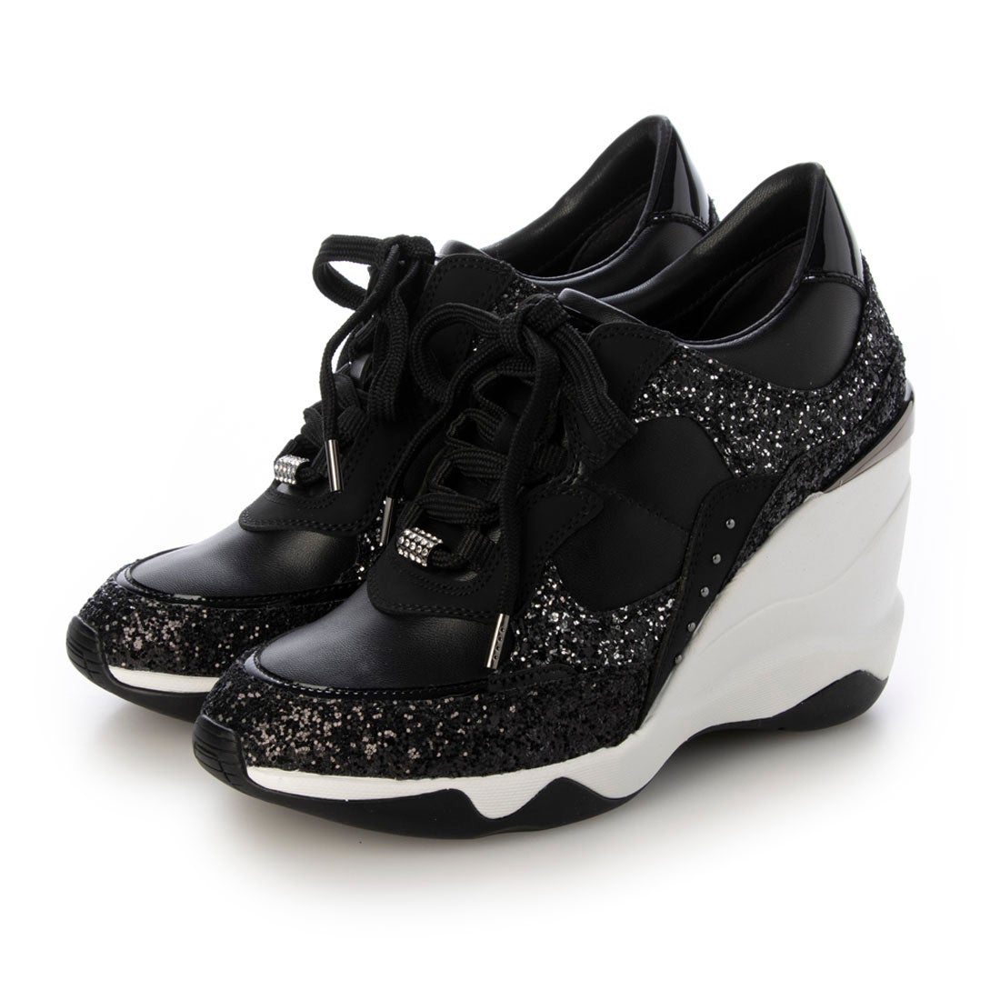 プラスダイアナ ＋diana 美脚ヒールアップスニーカー （黒人工スムース