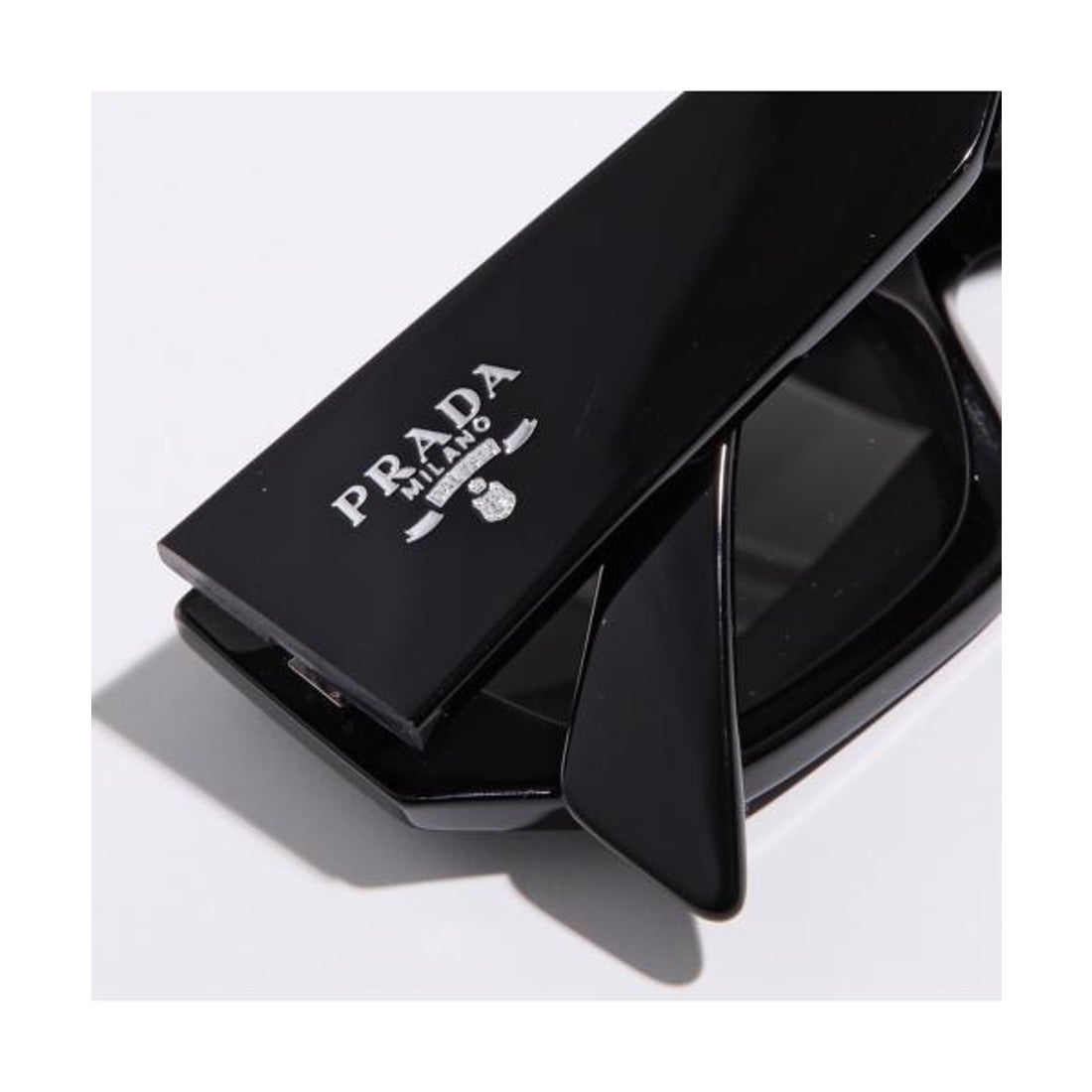 プラダ PRADA PRADA サングラス SPR A01 スクエア型 （16K-08Z